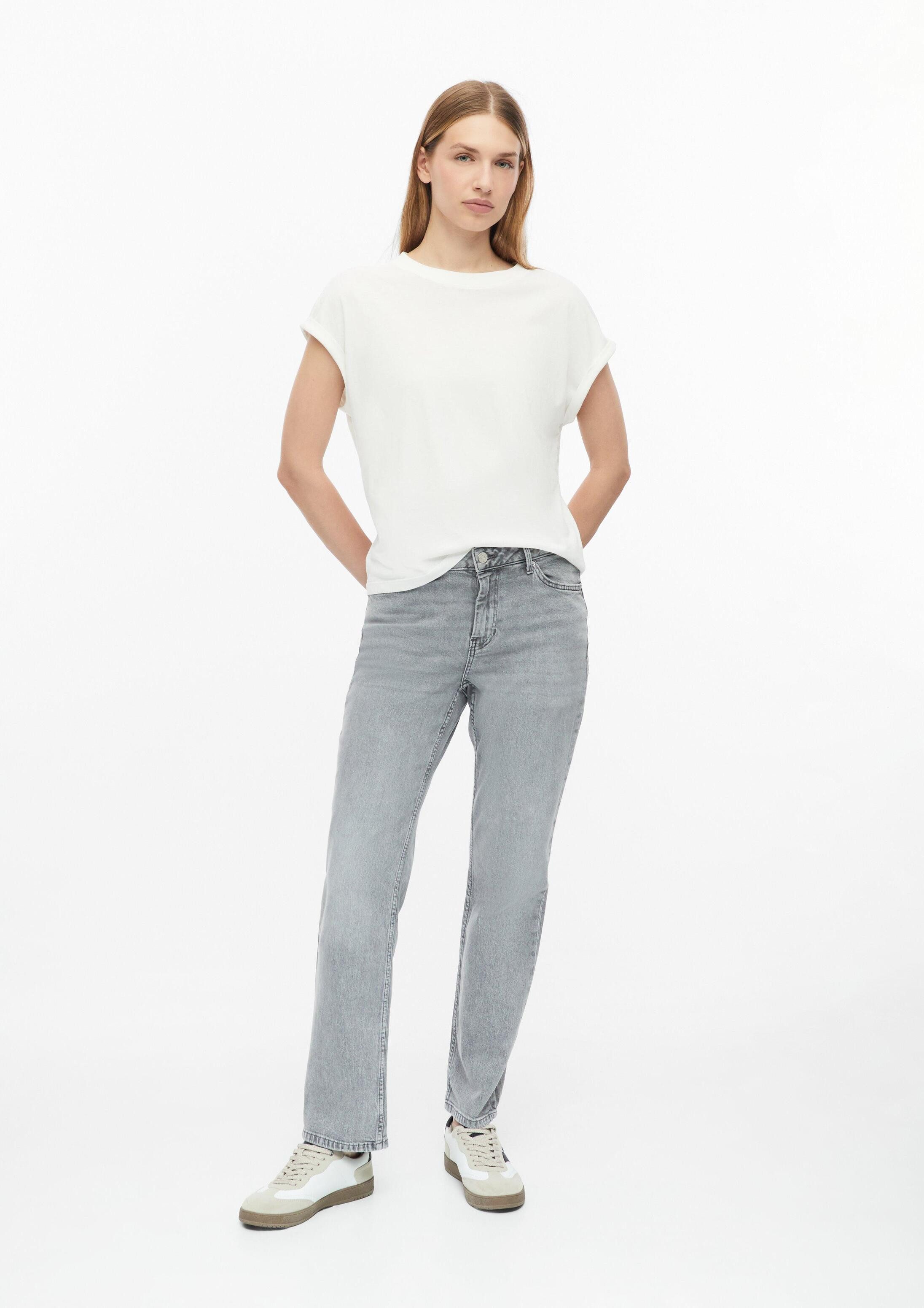 s.Oliver Regular-fit-Jeans Jeans-Hose KAROLIN Jeans Karolin / Mid Rise / Straight Fit