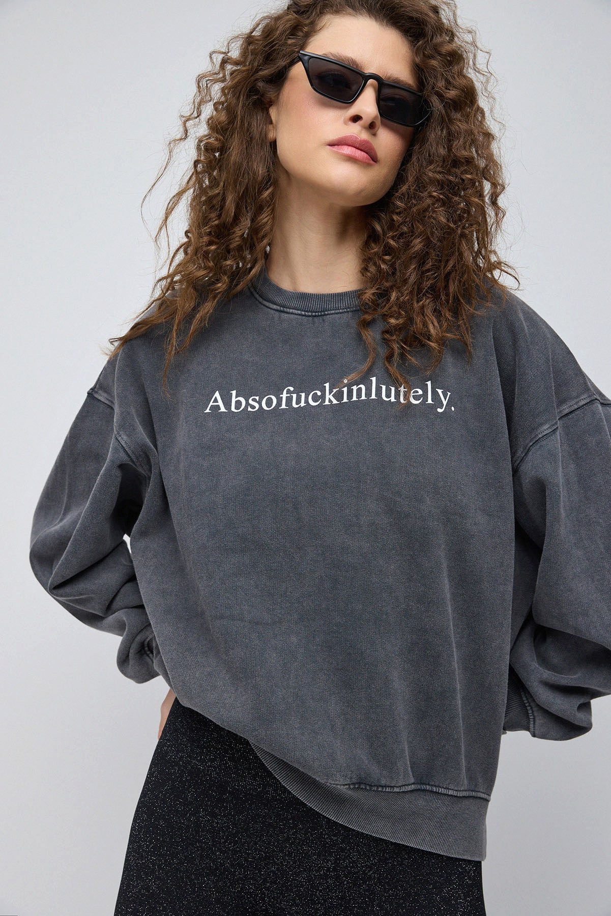 Kapuzenpullover Oversize-Sweatshirt mit Rundhalsausschnitt