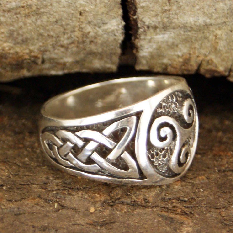 Kiss of Leather Fingerring Ring Fingerring Triskele 925 Sterling Silber Gr. 52-74