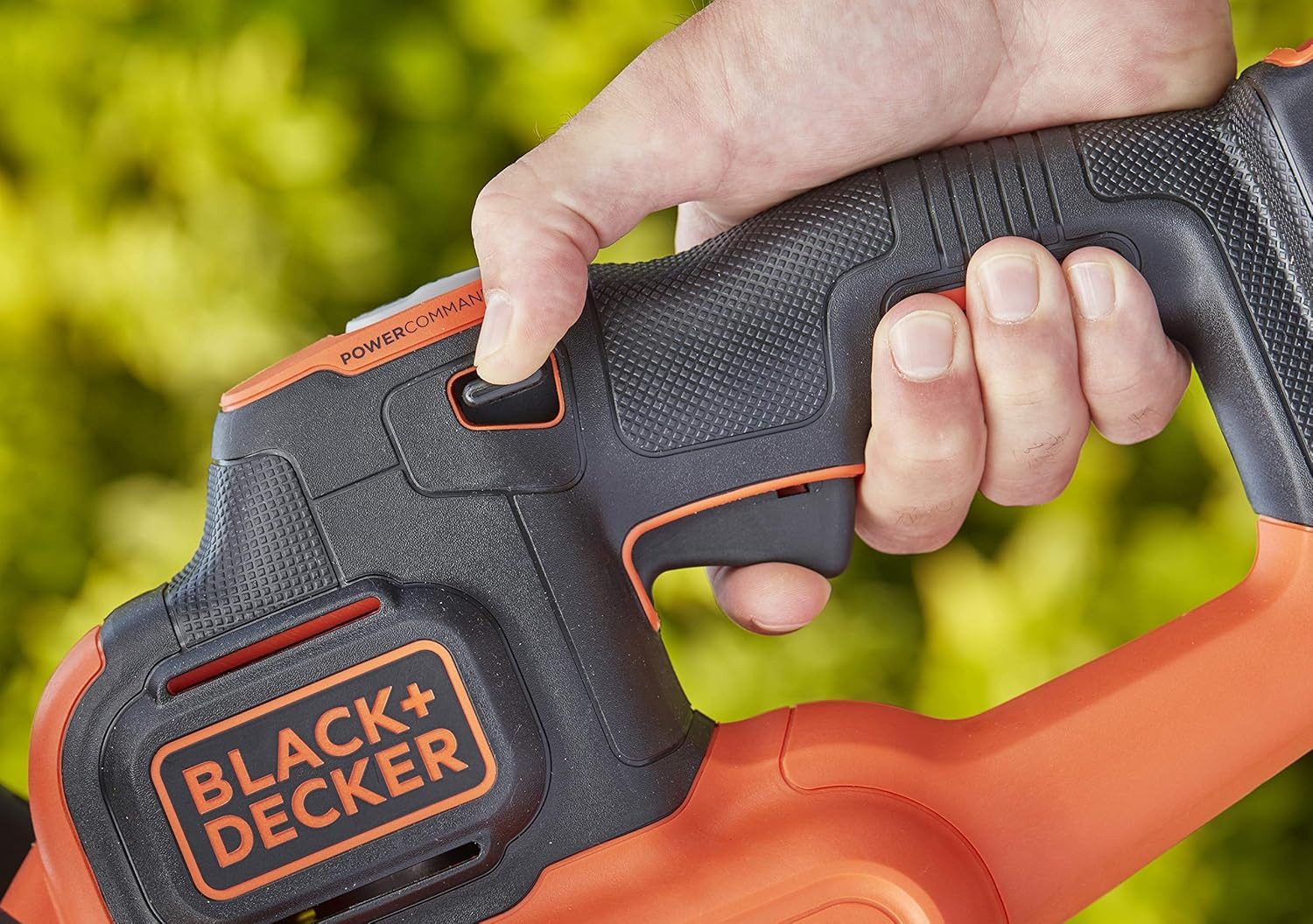 Black + Decker Akku-Heckenschere 36V Akku-Heckenschere mit POWERCOMMAND (55cm Messerlänge), (1 St)