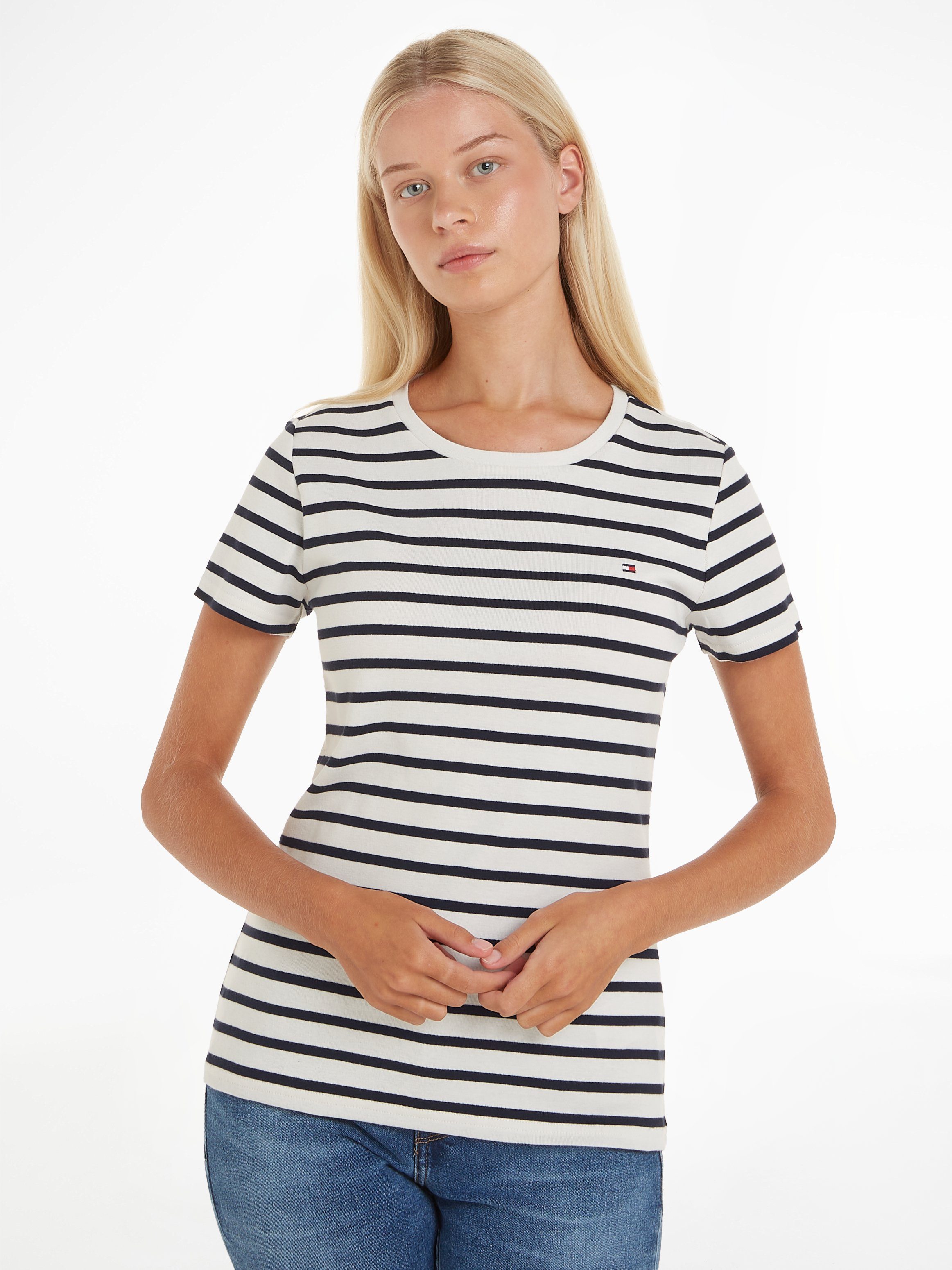 SS mit Tommy CODY Hilfiger Tommy SLIM RIB C-NK Hilfiger T-Shirt dezenter Logostickerei