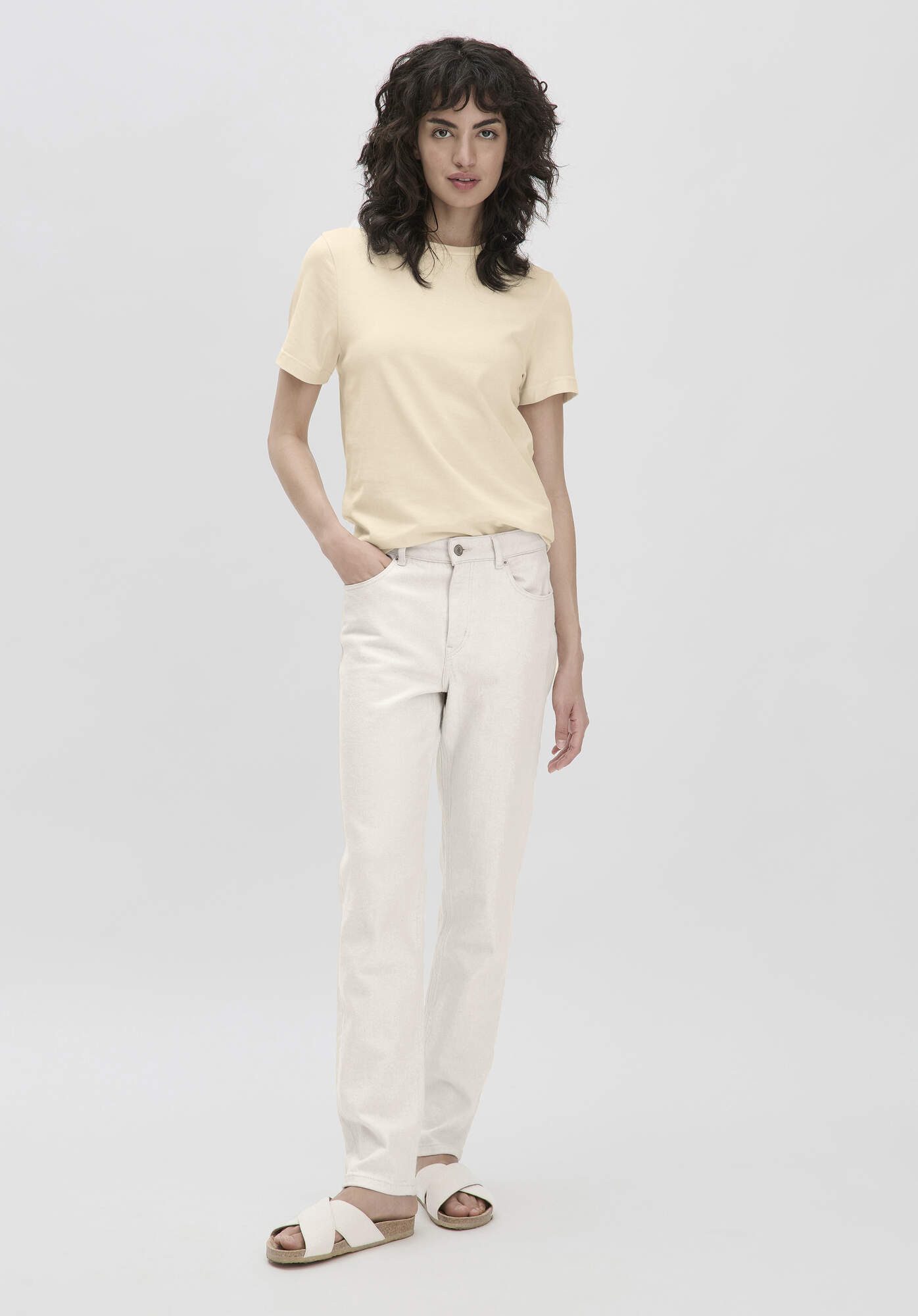 Hessnatur 5-Pocket-Jeans HANNA High Rise Mom aus Bio-Baumwolle mit Hanf (1-tlg)