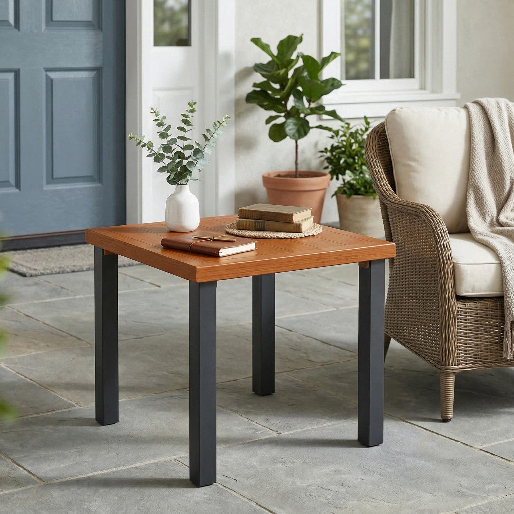 Tribesigns Beistelltisch Balkontisch, Outdoor Gartentisch mit Tischplatte in Holzoptik
