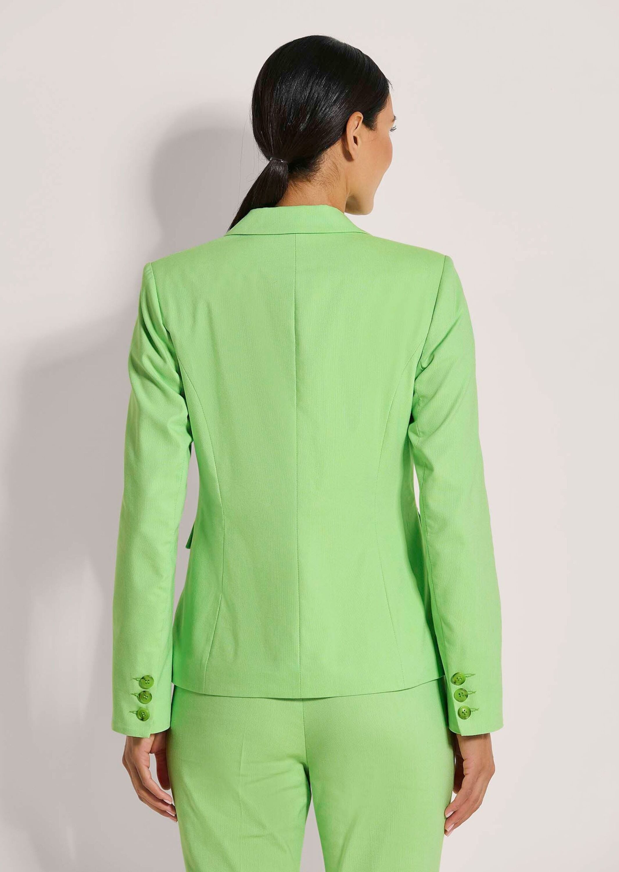MADELEINE Kurzblazer Einreihiger Blazer in Struktur-Qualität