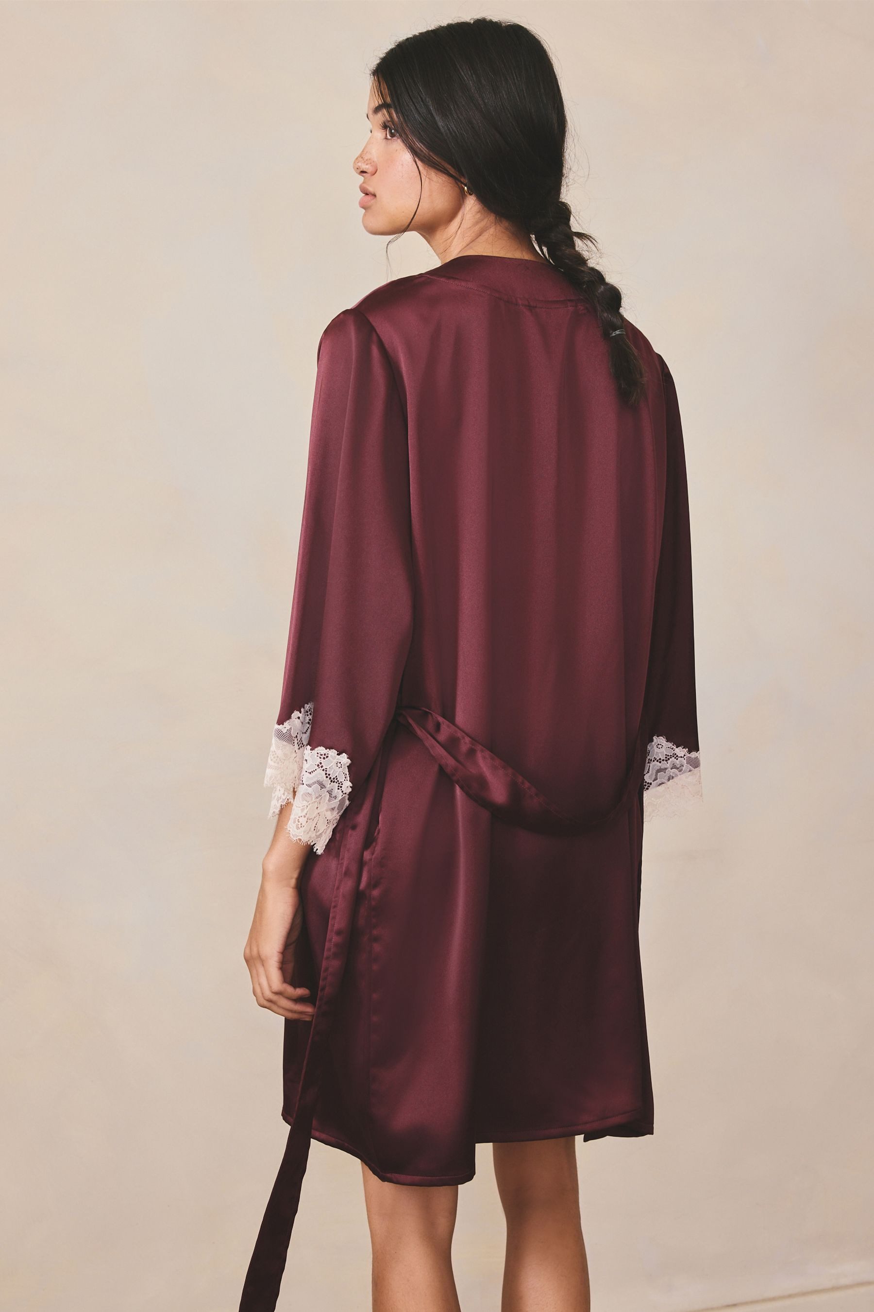 Next Damenbademantel Morgenmantel aus Satin mit Spitzendetail, Polyester (r günstig online kaufen