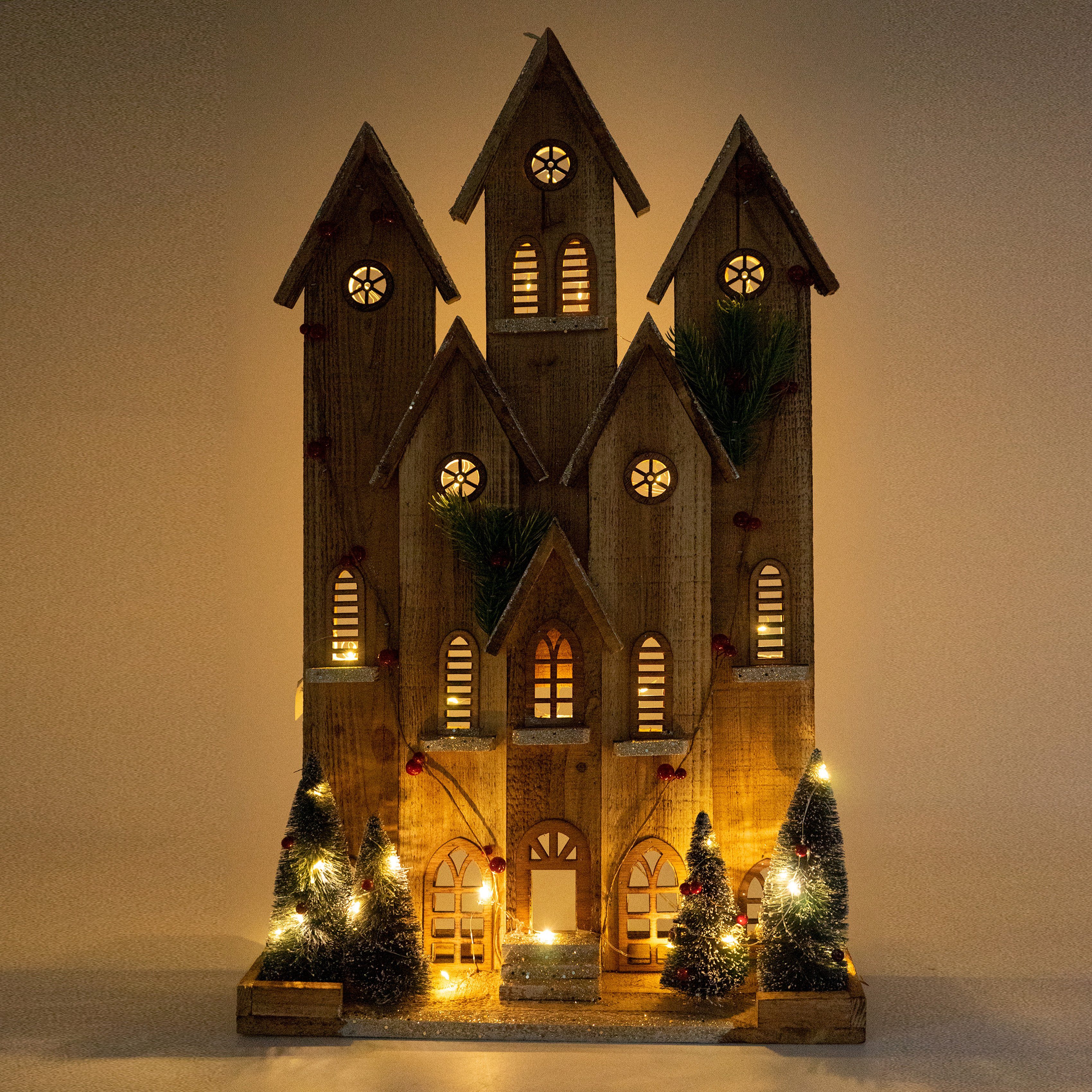 NOOR Weihnachtshaus integrierter Kirche mit LED-Beleuchtung, Höhe LIVING cm 73 Weihnachtsdeko,