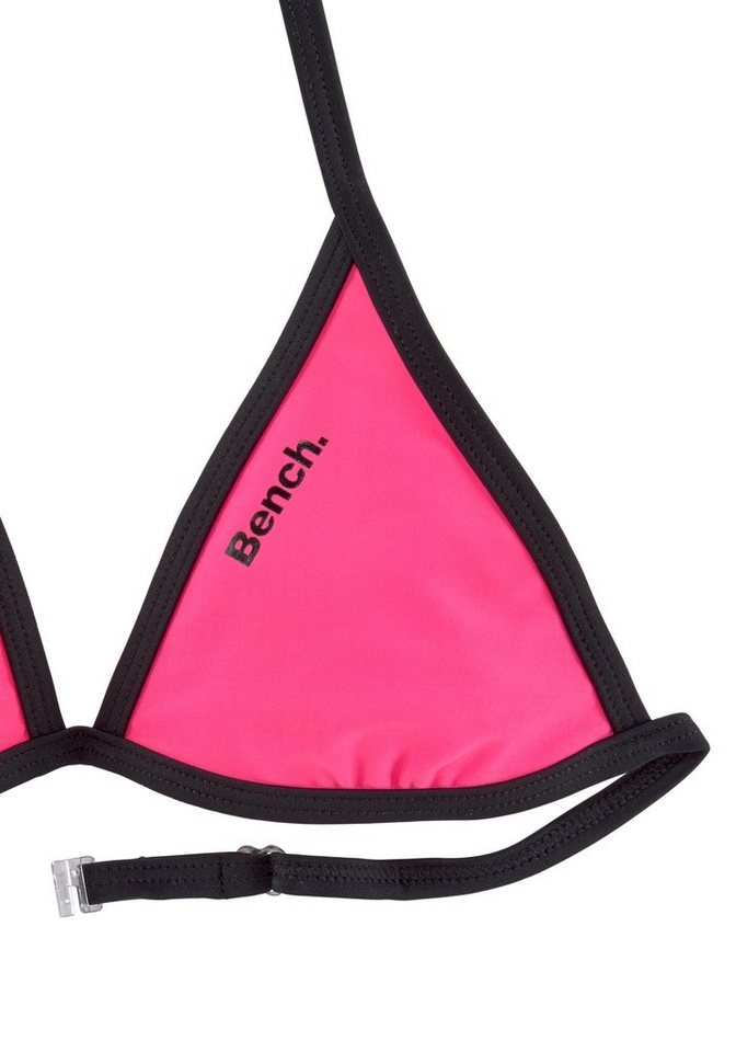 Bench. Triangel-Bikini mit Logoprint an Top und Hose