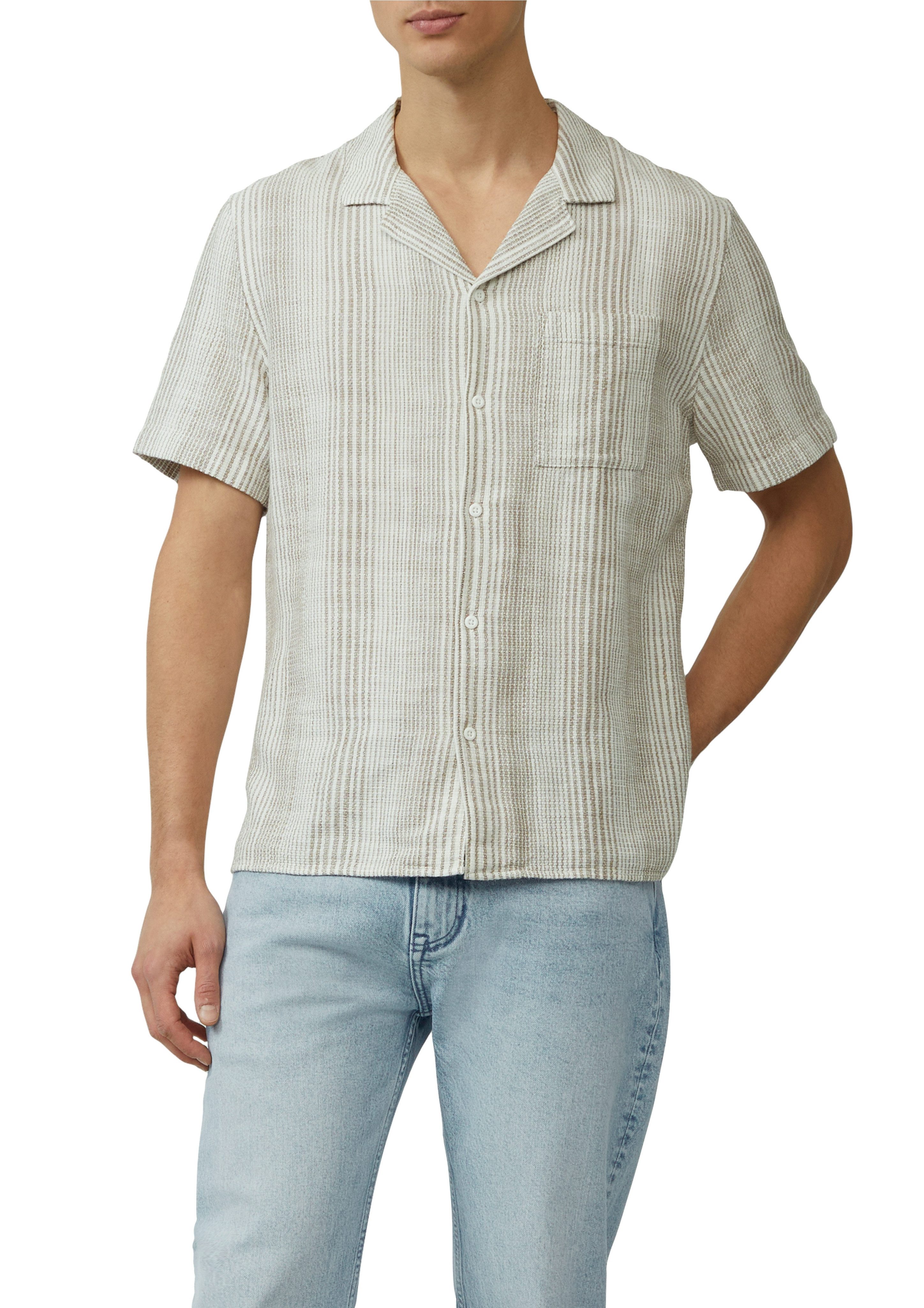 s.Oliver Kurzarmhemd mit Brust Tasche günstig online kaufen