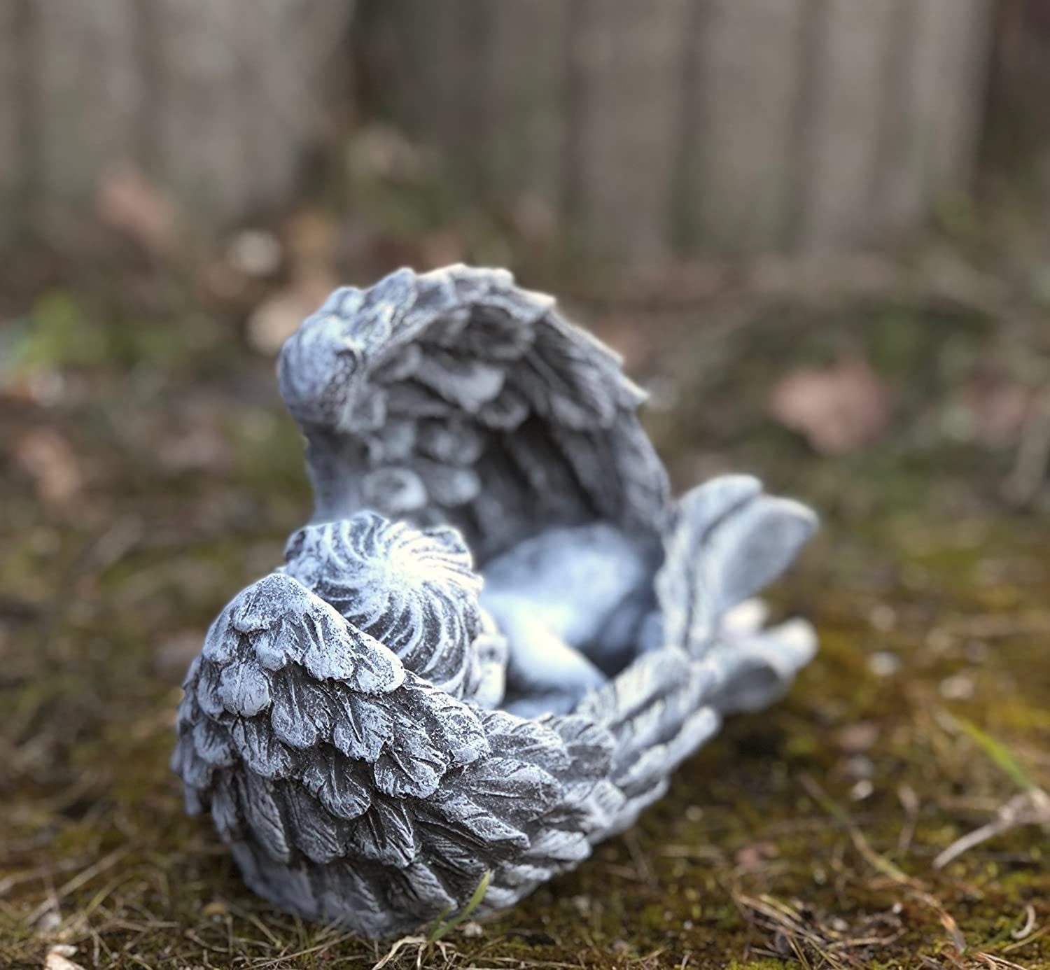 Stone and Style Engelfigur Steinfigur Engel im Flügel