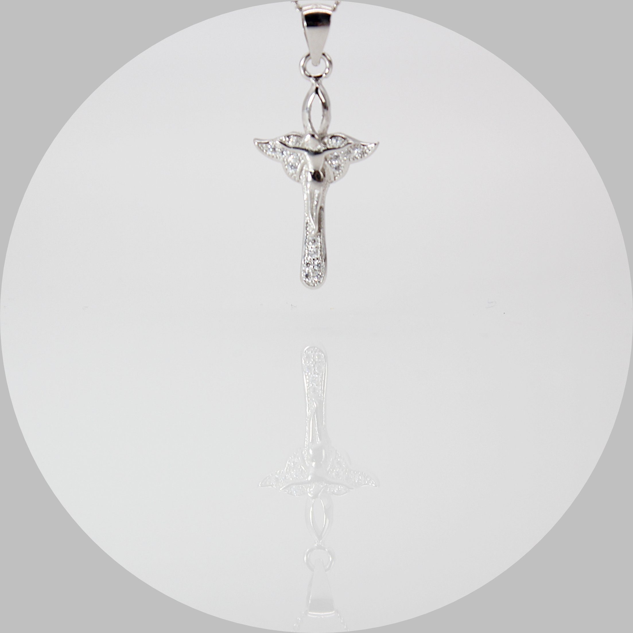 ELLAWIL Kreuzkette Silberkette mit Jesusfigur Halskette mit Kreuz-Anhänger Jesuskreuz (Kettenlänge 45 cm, Sterling Silber 925), inklusive Geschenkschachtel
