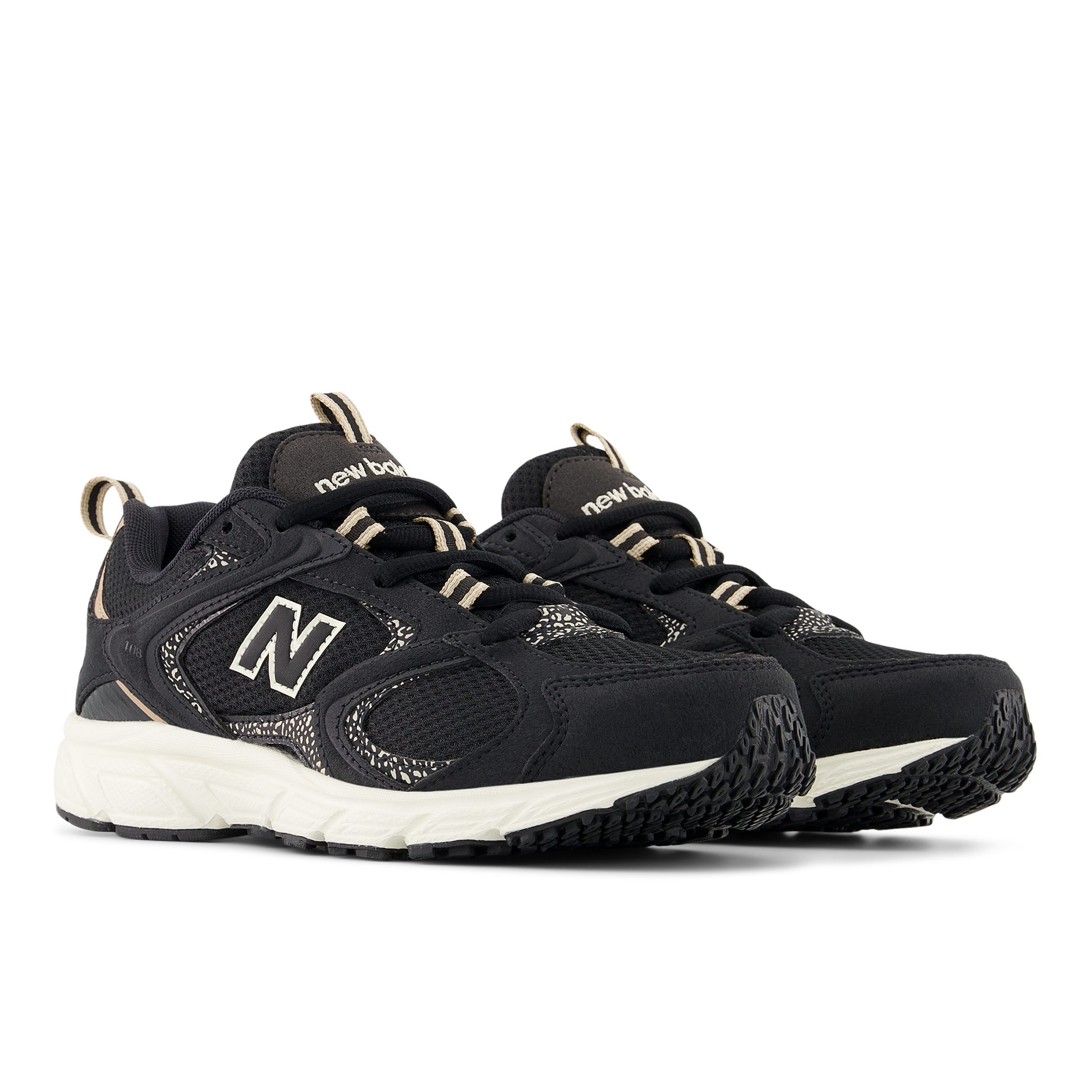 New Balance 408 Sneaker inspiriert vom Design des New Balance 530 und 740