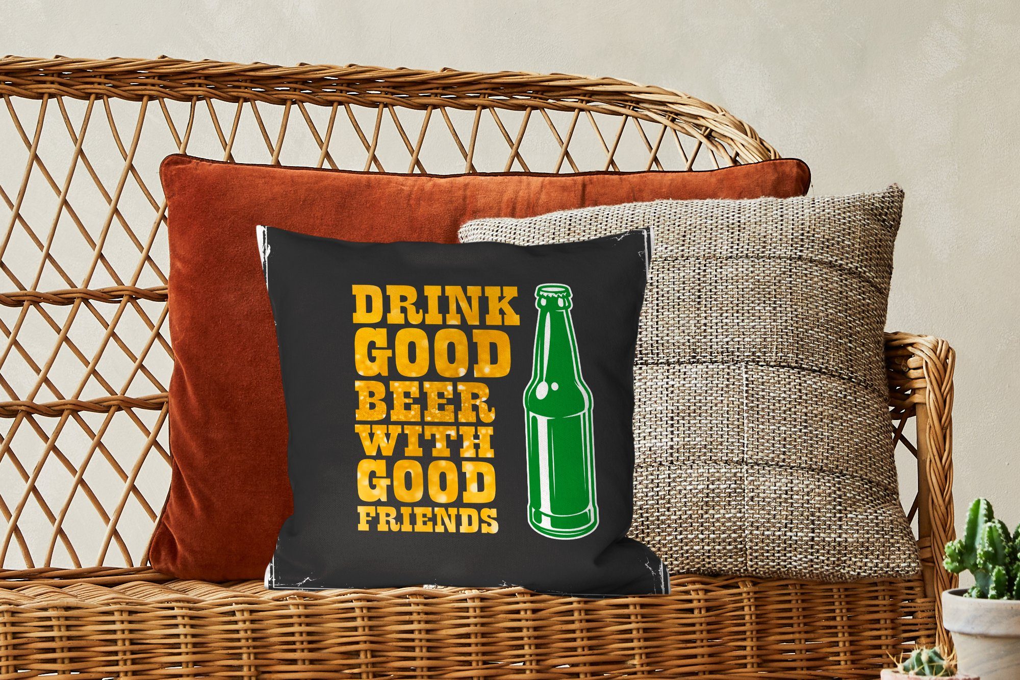 mit MuchoWow - - - Vintage, Zitate Wohzimmer, Flasche Füllung Bier Zierkissen Sofakissen Schlafzimmer, Deko, Mancave für Dekokissen -