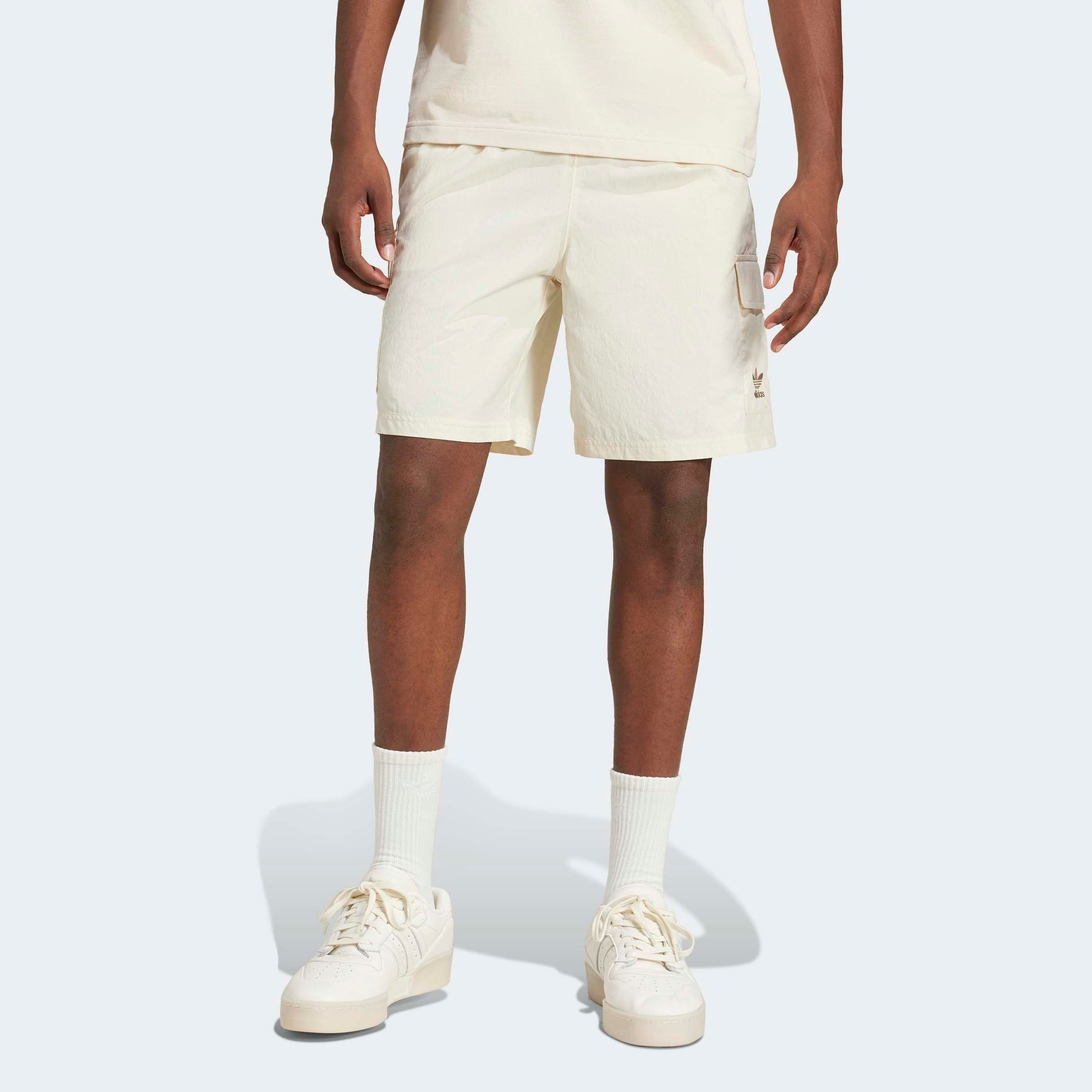 adidas Originals Шорты ESS WVN SHORTS (1-tlg)