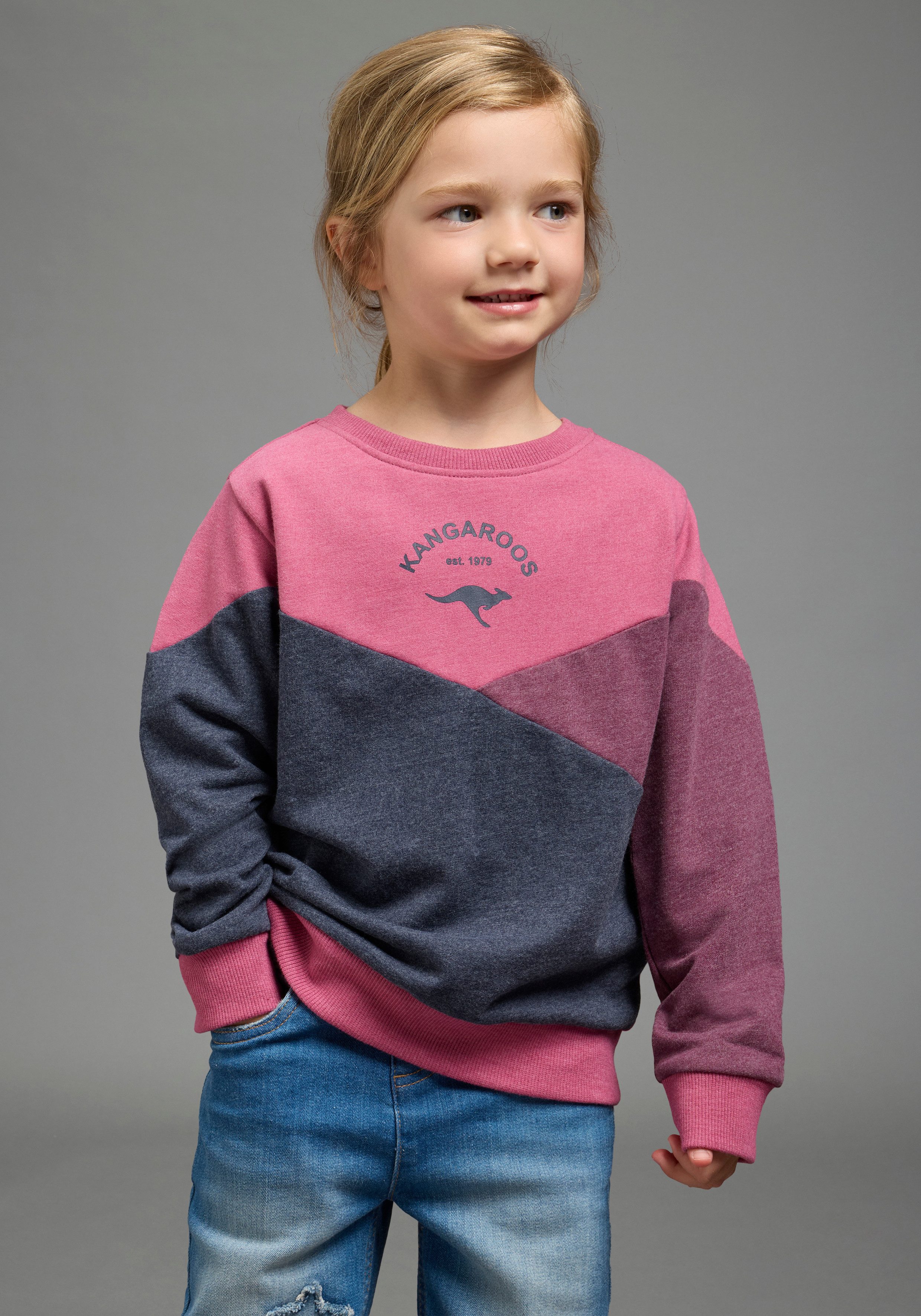 KangaROOS Sweatshirt Colorblocking für kleine Mädchen Colorblocking-Design, Langarm, lockere Passform, mit Logodruck