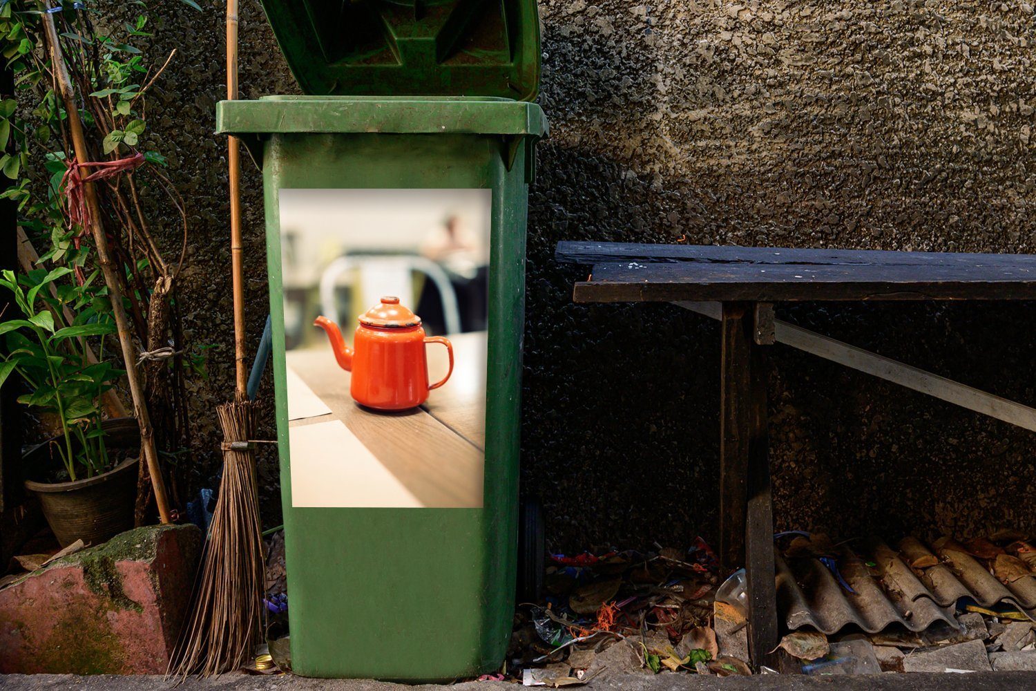 Deckel Teekanne Wandsticker MuchoWow Sticker, Mülltonne, Container, (1 mit St), Rote Abfalbehälter Mülleimer-aufkleber, rotem