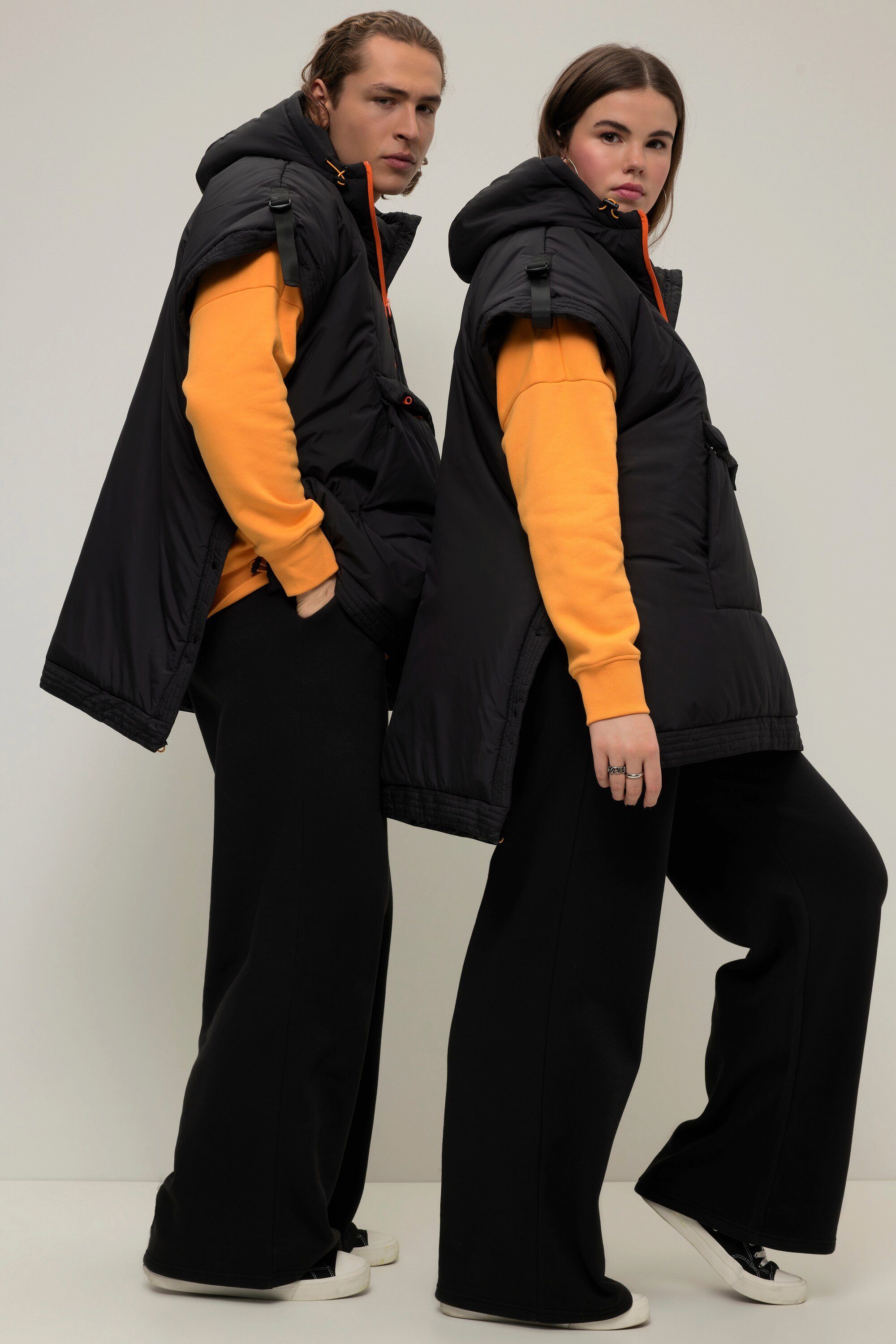 Studio Untold Steppweste Poncho-Weste Kapuze Color-Zipper Kängurutasche günstig online kaufen