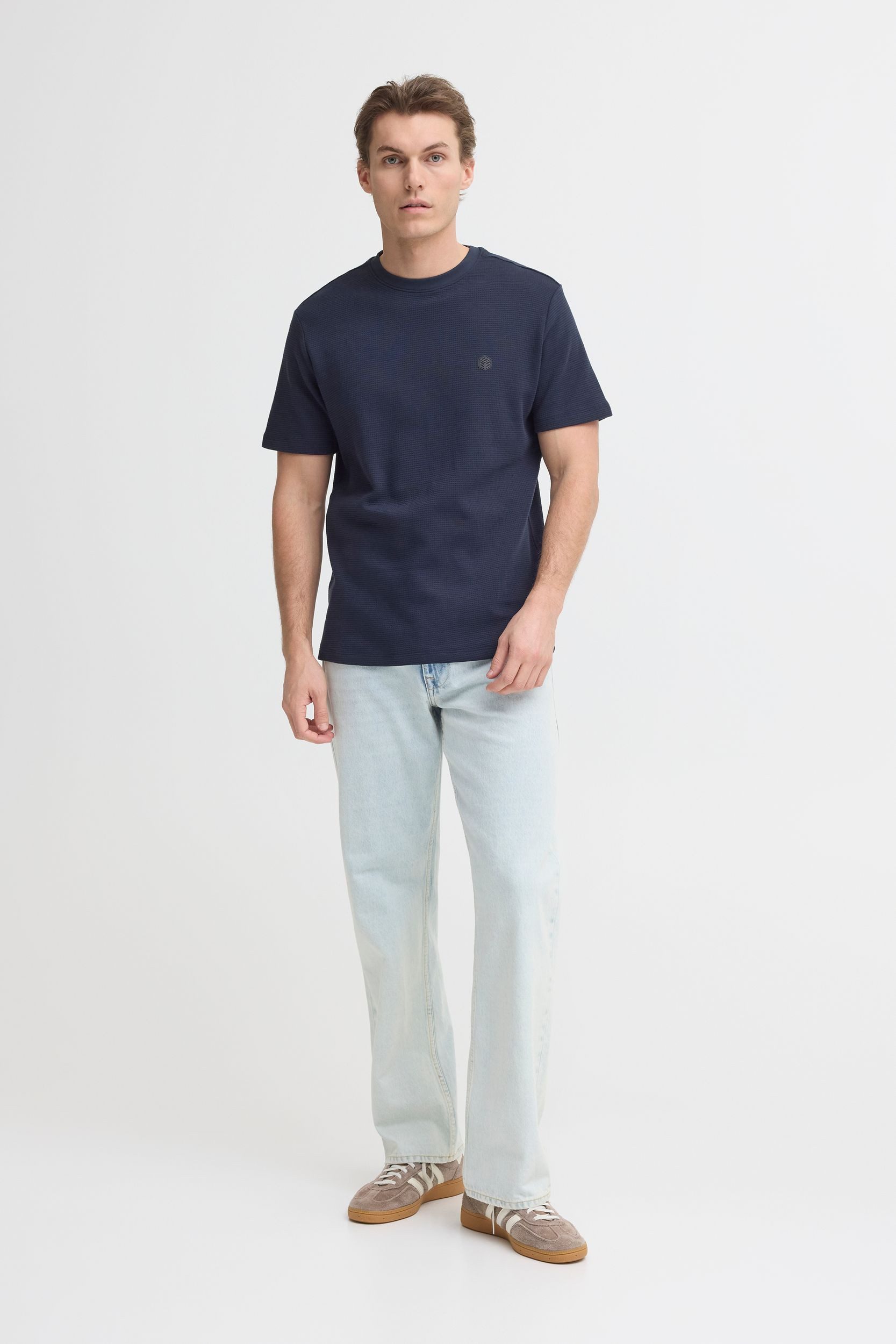 Blend T-Shirt Bequemes Einfarbiges Oberteil Rundhalsausschnitt Casual für Herren (1-tlg) Baumwolle Normal Fit Rundhals Kurzarm Einfarbig atmungsaktiv