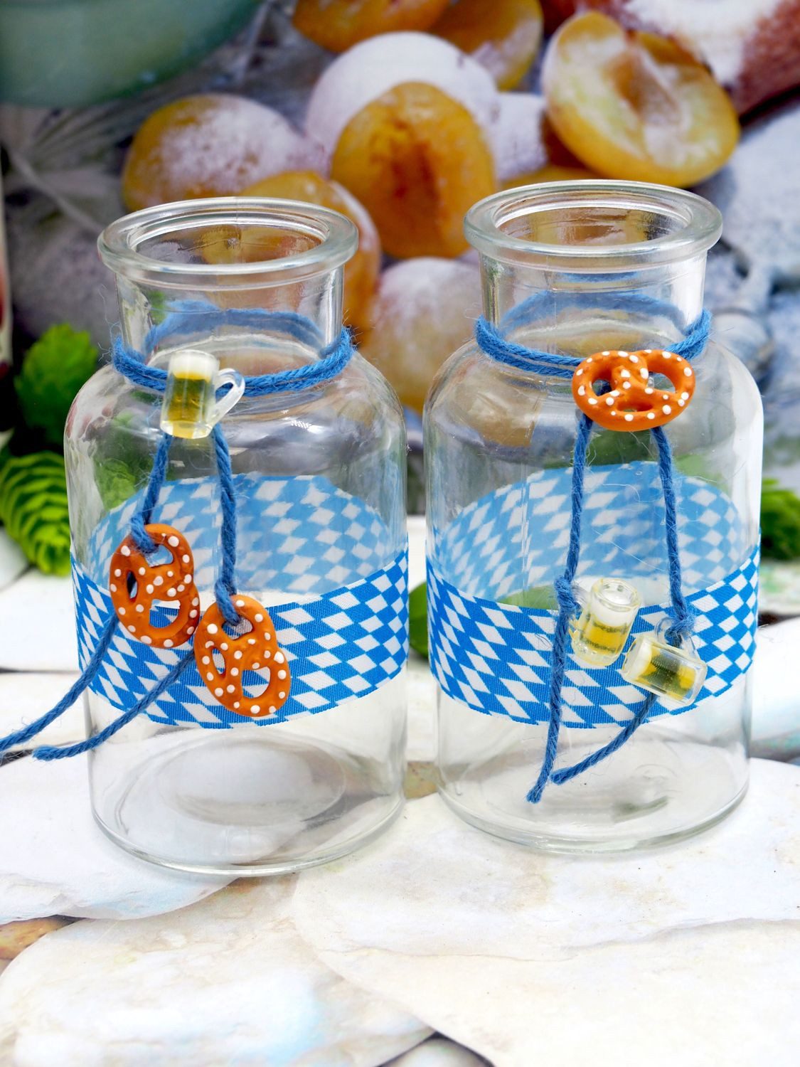 ZauberDeko Tischvase Vasen Oktoberfest Brezel Bierkrug Bayrisch Blau Tischd günstig online kaufen