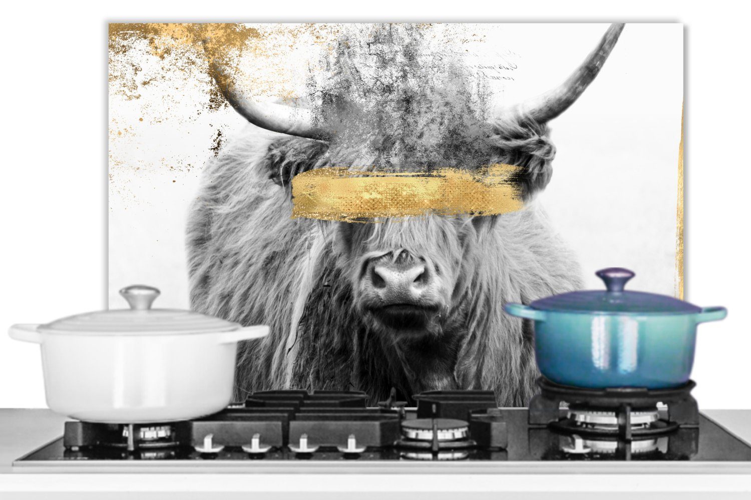 MuchoWow Küchenrückwand - Wandschutz, Gold Highlander Herdblende (1-tlg), Temperaturbeständig 60x40 cm, Schwarz Weiß, - küchen aus - Schottischer