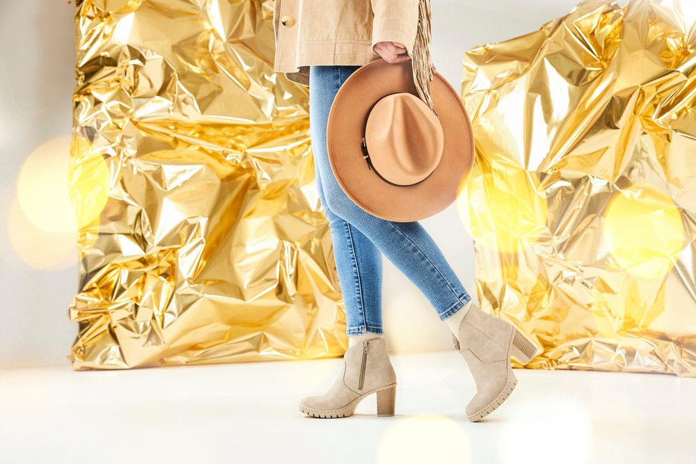 Rieker Ankleboots Stiefelette, Plateauboots, Blockabsatz, in eleganter Optik