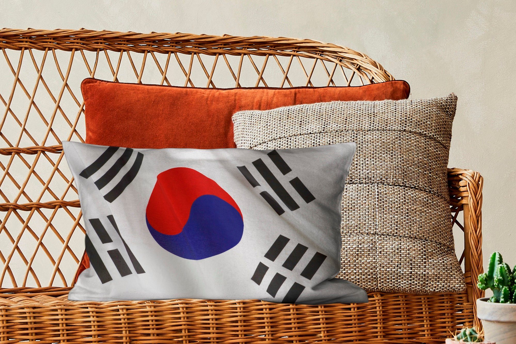 MuchoWow Dekokissen Dekokissen Dekoration, Zierkissen, Südkorea, Wohzimmer mit der Schlafzimmer von Flagge Füllung, Nahaufnahme