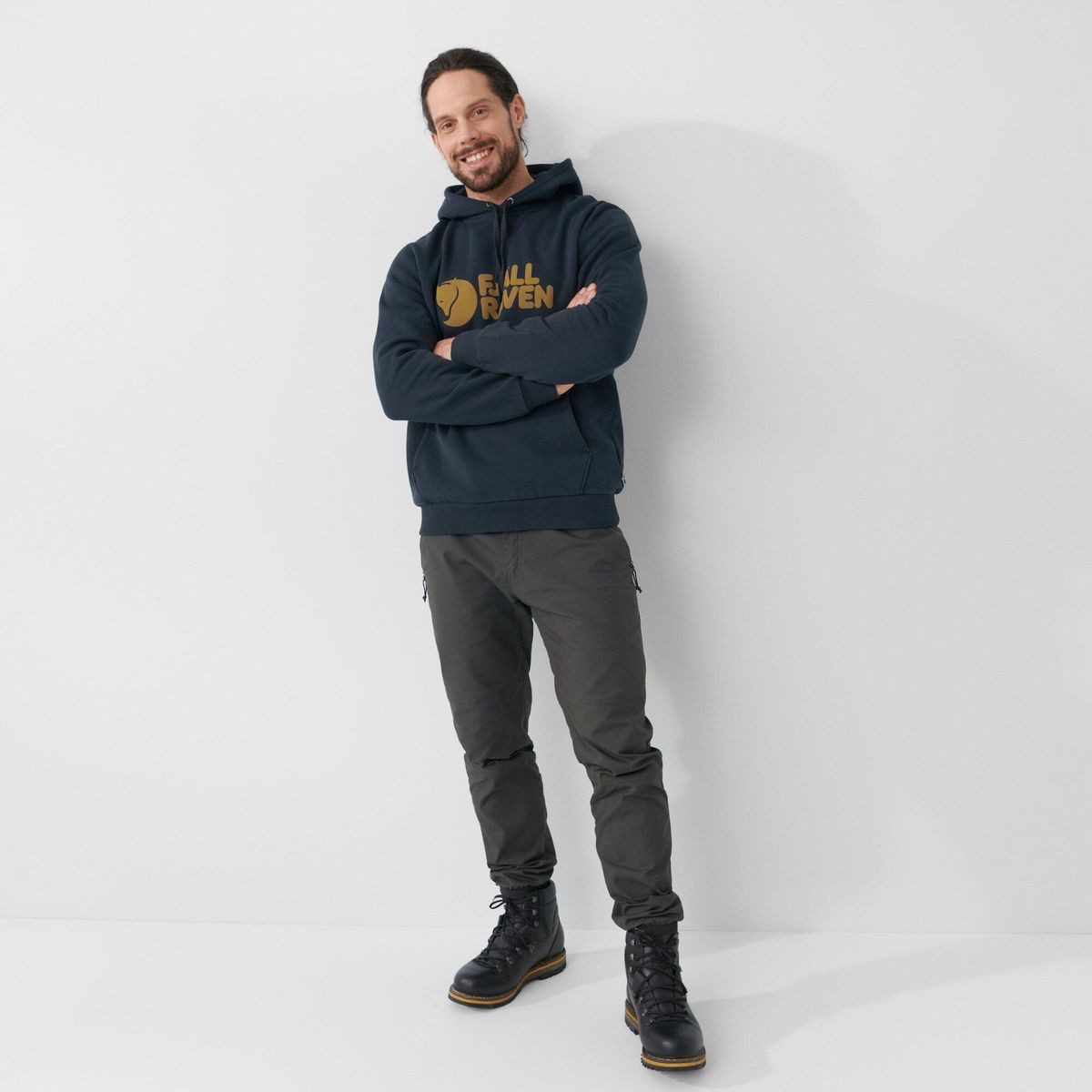 Fjällräven Sweatshirt Logo Hoodie M Hochwertiger Hoodie aus Bio-Baumwolle mit gemütlicher Kapuze, ideal