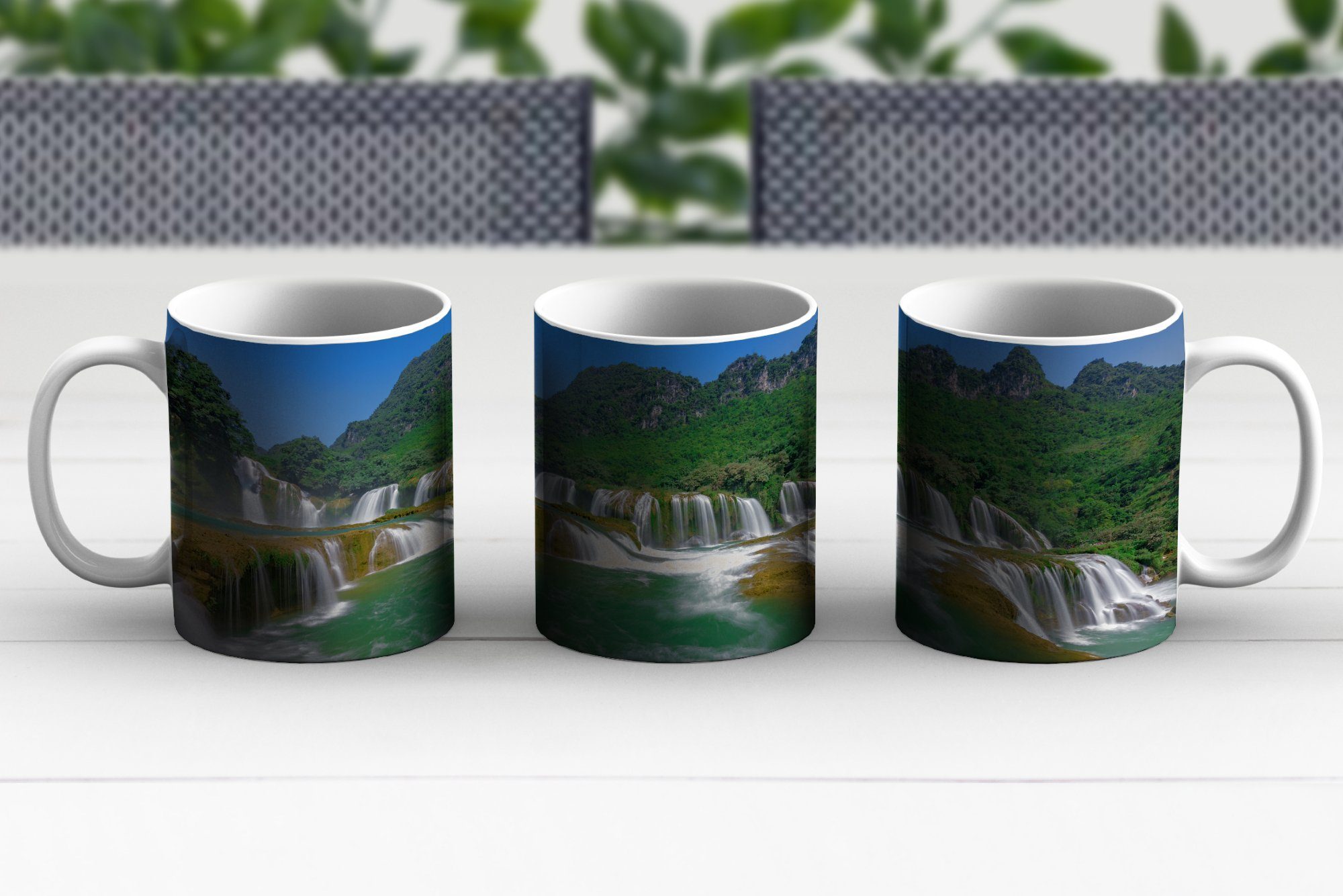 MuchoWow Tasse Teetasse, Teetasse, - Geschenk - Natur, Kaffeetassen, Berge Keramik, Becher, Wasserfälle