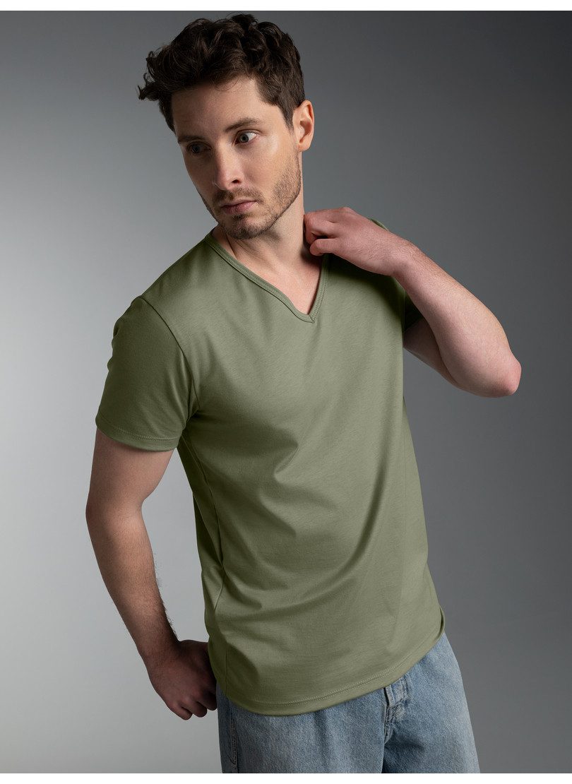 Trigema T-Shirt TRIGEMA V-Shirt Slim Fit (1-tlg)