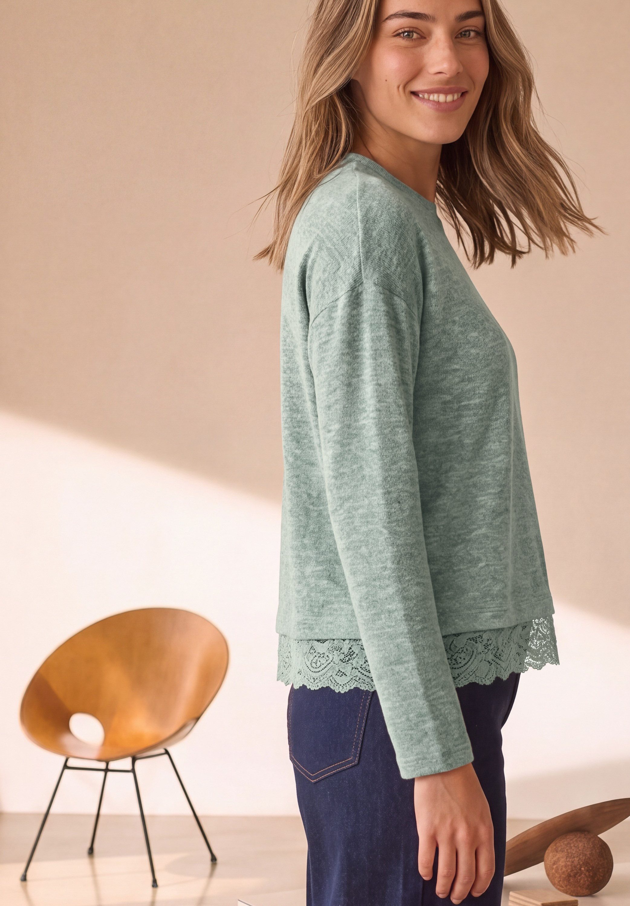 STREET ONE Strickpullover Spitzenbesatz am Saum, Melange-Look