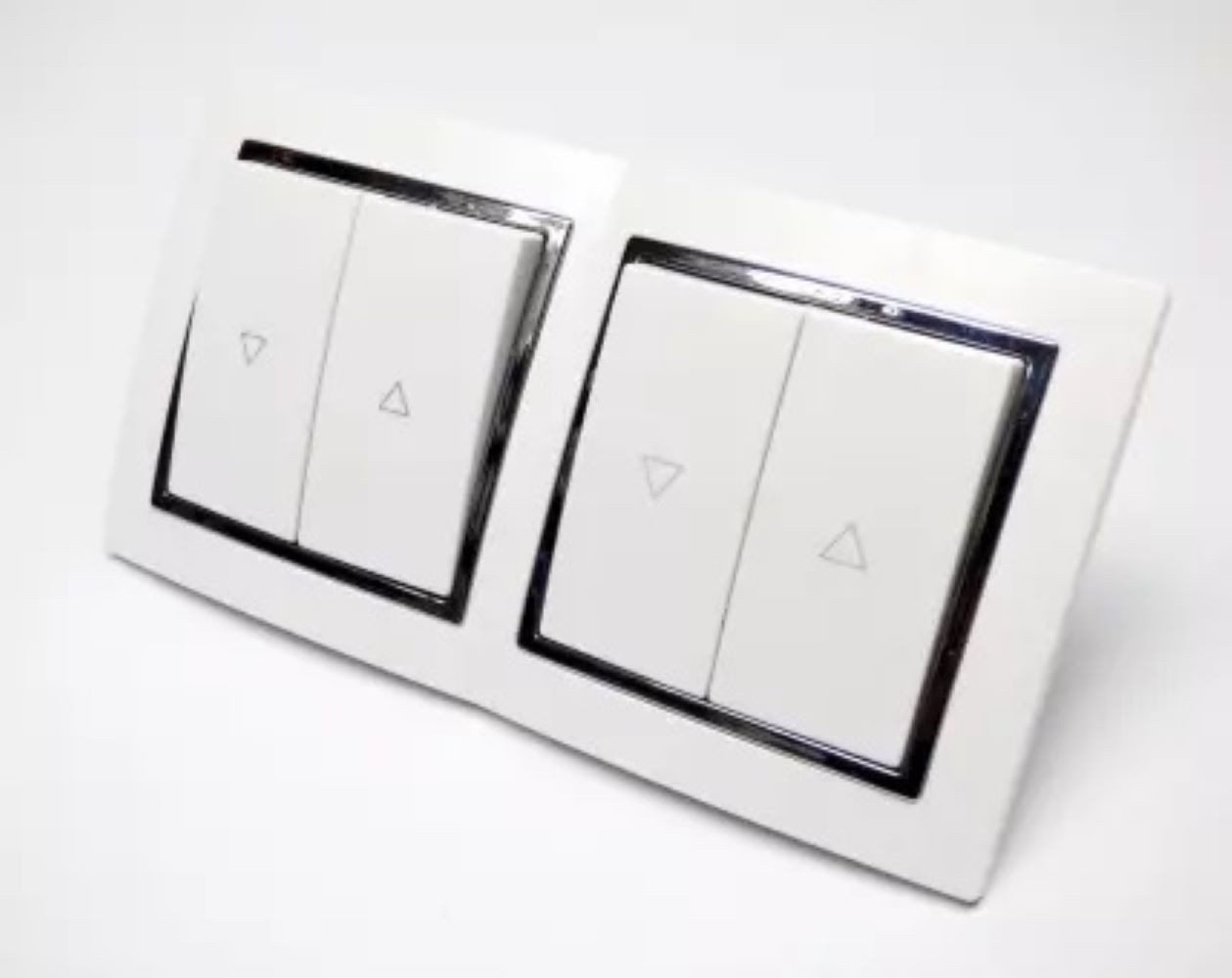 Lichtideen Schalter 9549 Levina S 2-er Rolladen Taster silberner Rand (Taster, Schalter, Anennendose, Steckdose mit USB lieferbar)