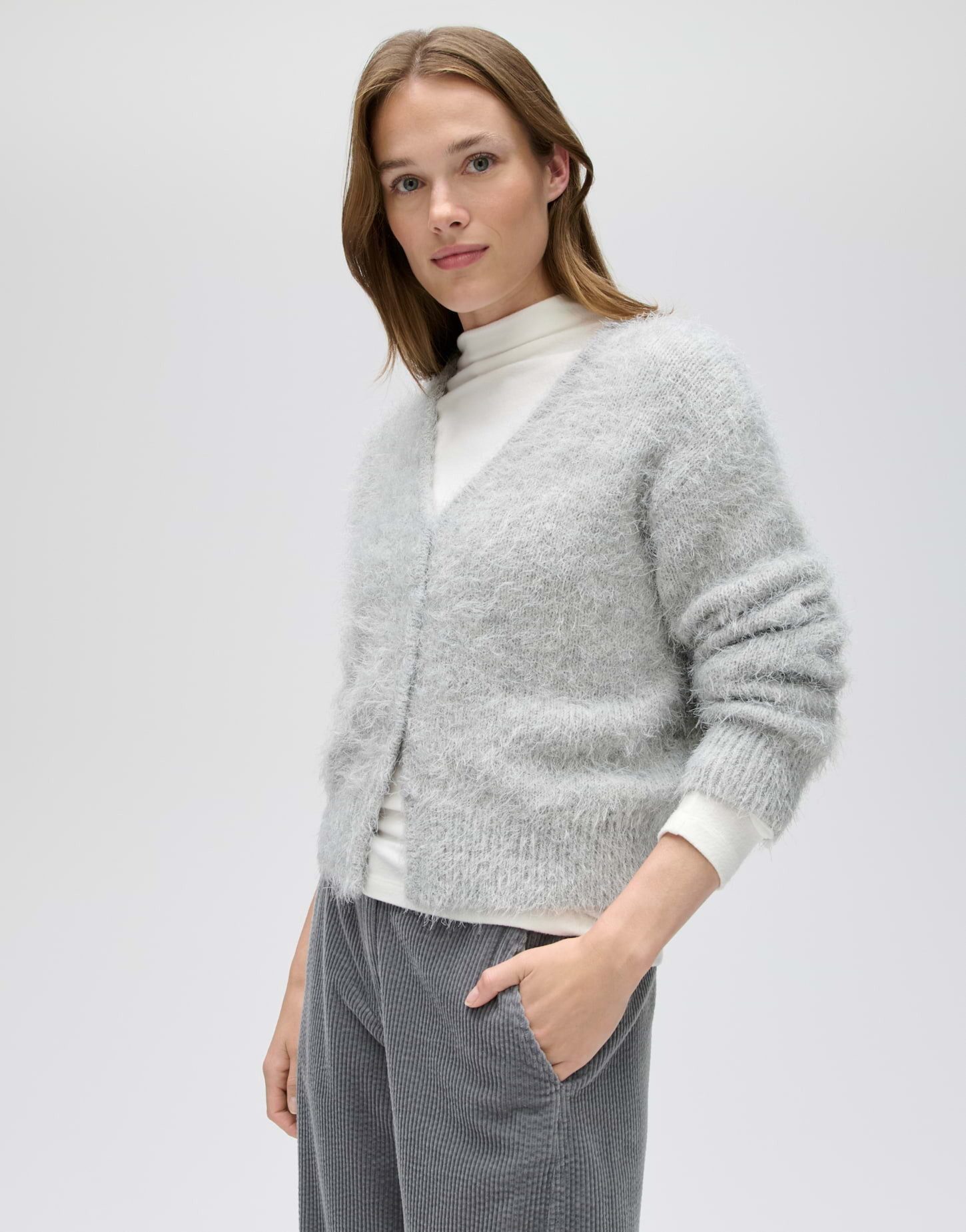 OPUS Cardigan Diske aus Strick mit flauschigem Effektgarn Verkürzte, schmale Form mit V-Ausschnitt