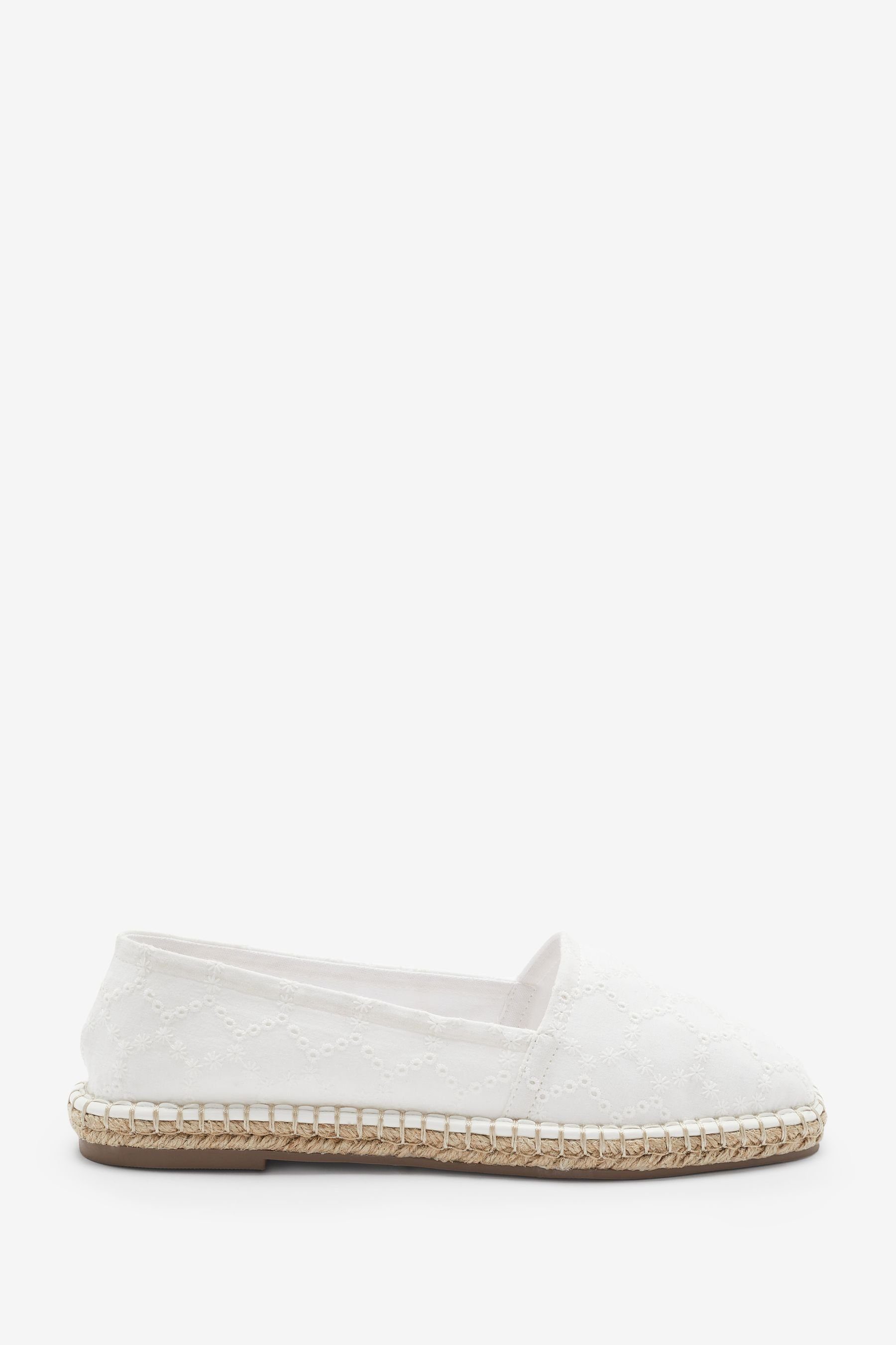 Next Slipper (1-tlg) Broderie White