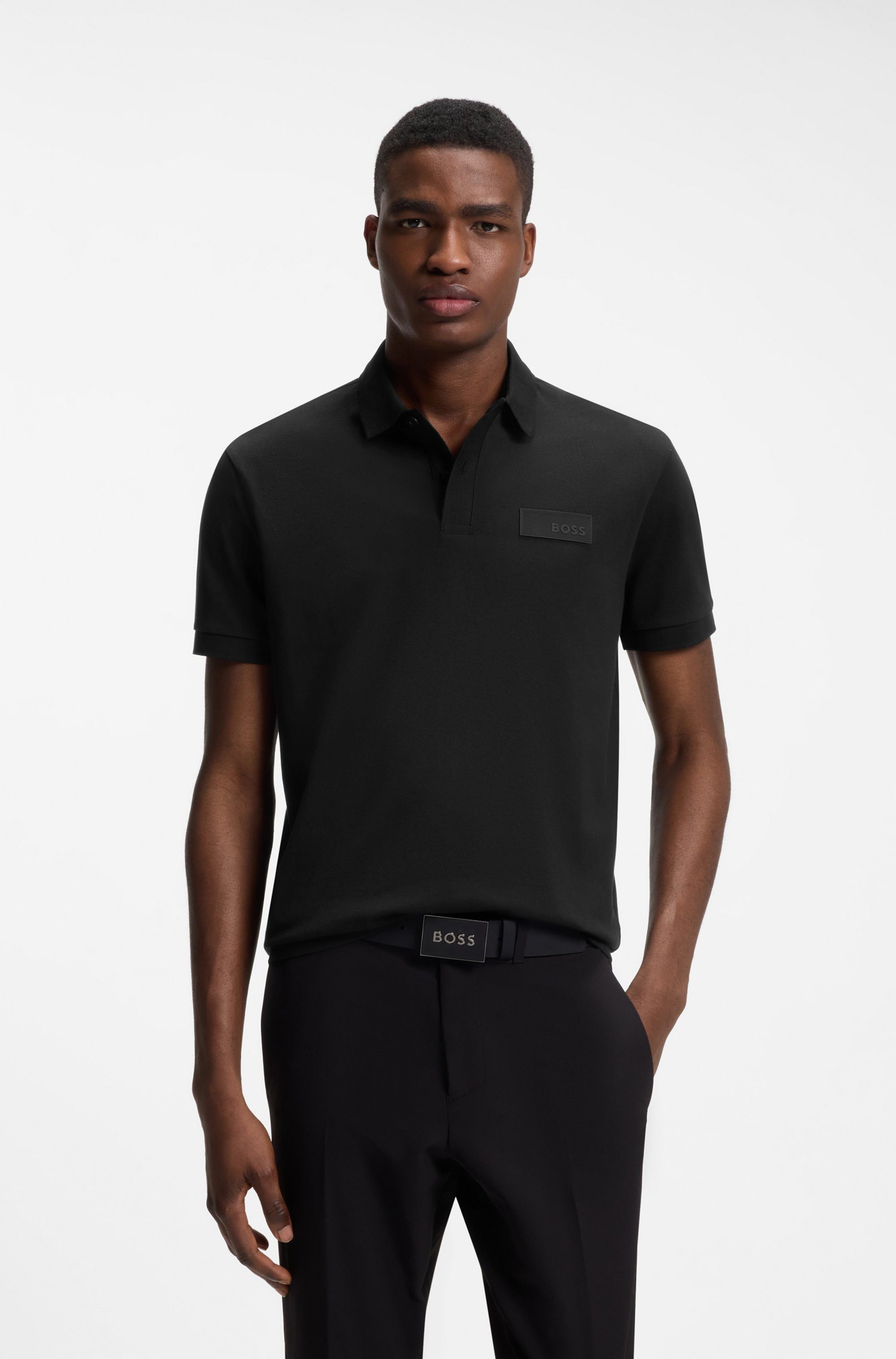 BOSS GREEN Poloshirt Paddy Logo Patch Regular Fit atmungsaktive Piqué-Webstruktur, Flachstrickkragen, gerader Schnitt