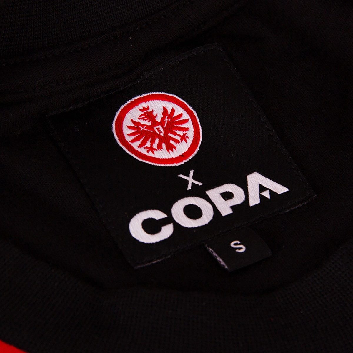COPA Fußballtrikot Retro Eintracht Frankfurt 1971-72 (Packung)