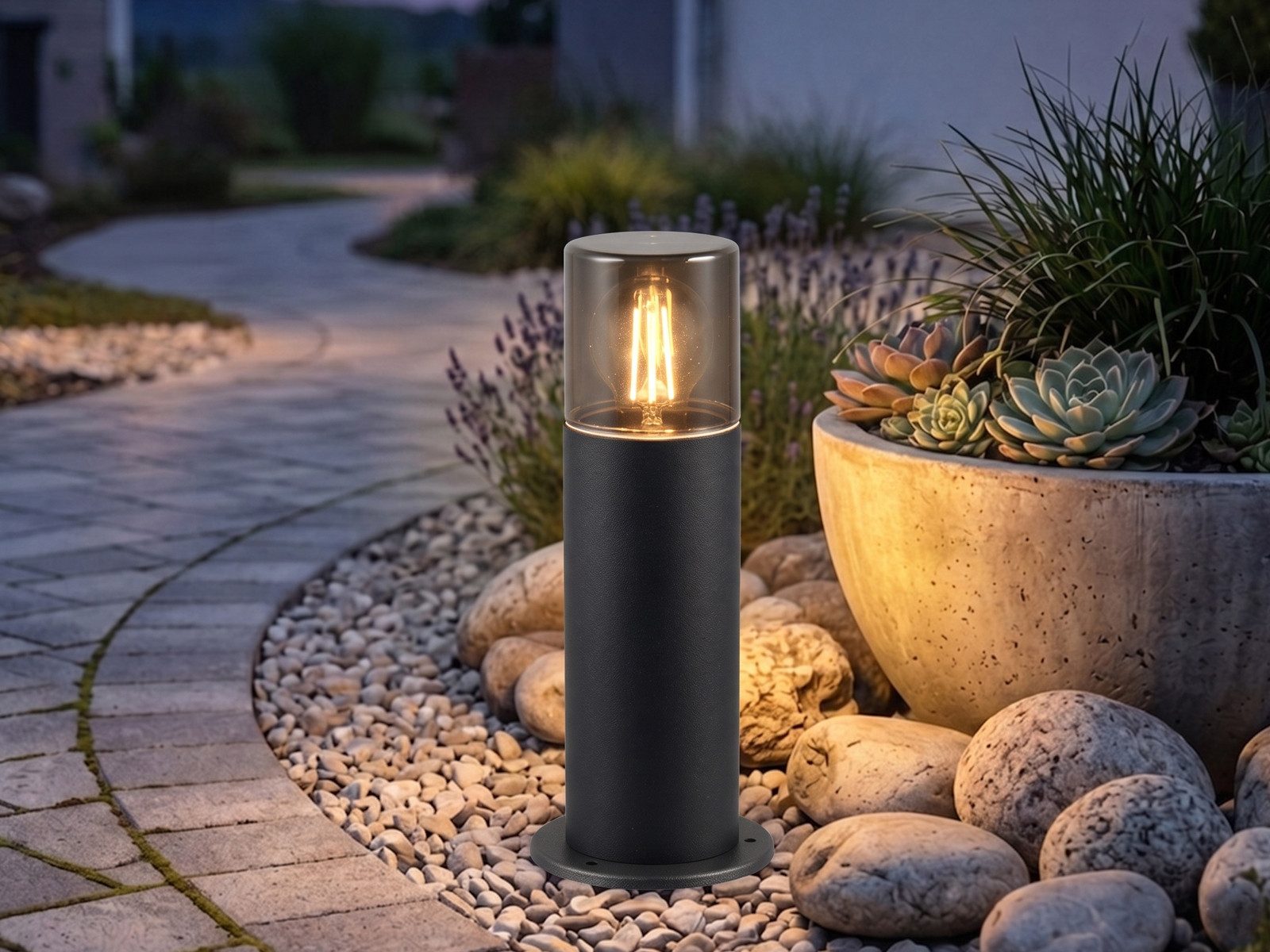 TRIO Leuchten LED Sockelleuchte aus Aluminium Schwarz & Rauch, Höhe 30cm, LED wechselbar, Warmweiß, Außen Wegeleuchte zur Garten Wegbeleuchtung, Gartenlampe, Außenleuchte