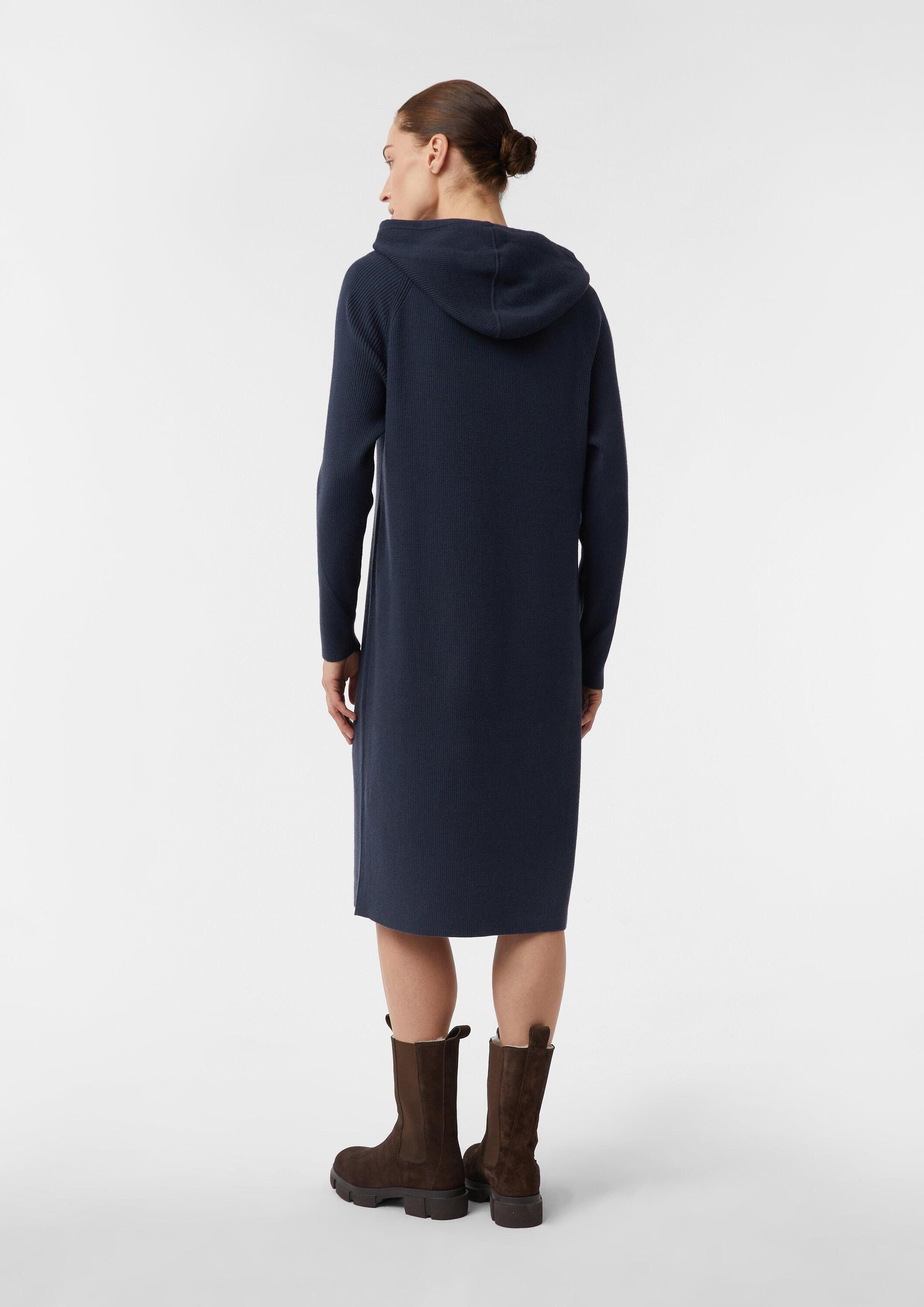 comma Midikleid Kleid Strickkleid mit Kapuze und Raglanärmeln