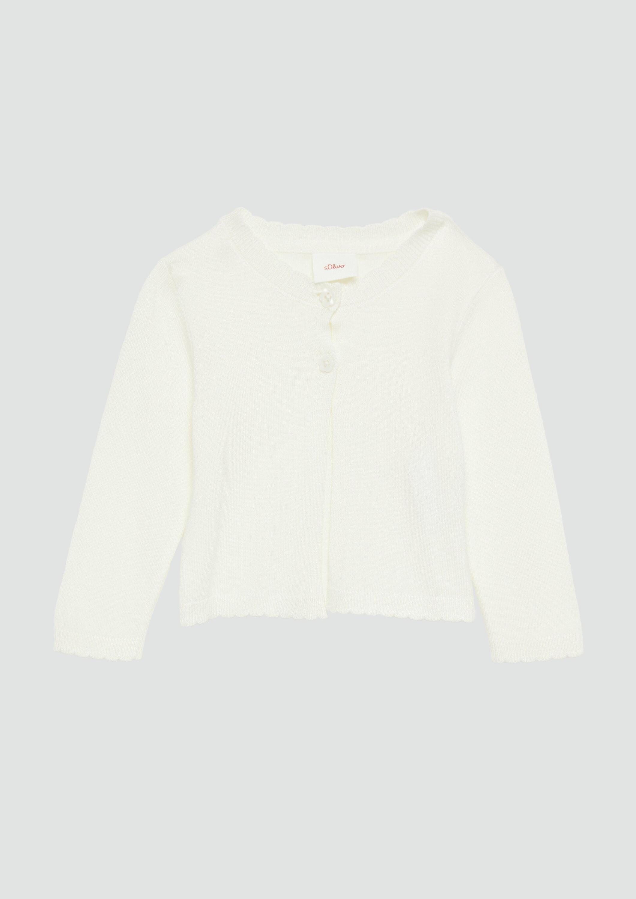 s.Oliver Cardigan Strickjacke Strickjacke aus Viskosemix mit Wellsaum und blumenförmigen Knöpfen
