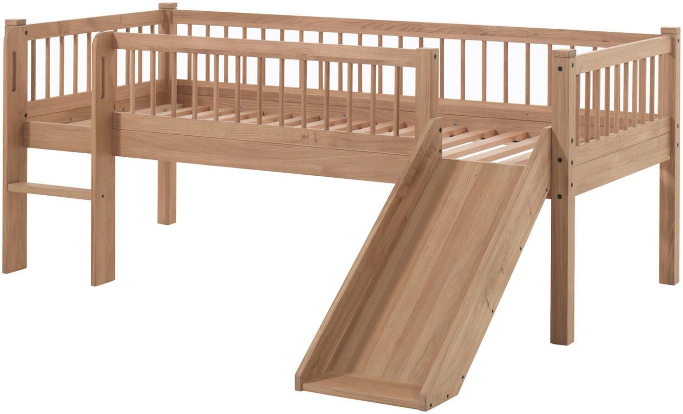 Vipack Massivholzbett Forrest Massivholzbett Made in Europe, stabil und hochwertig gebaut (90/200 cm, mit Rollrost, Leiter und Rutsche, seitenverkehrt montierbar), inkl. umlaufenden Absturzschutz in Sprossenoptik, Eiche natur geölt