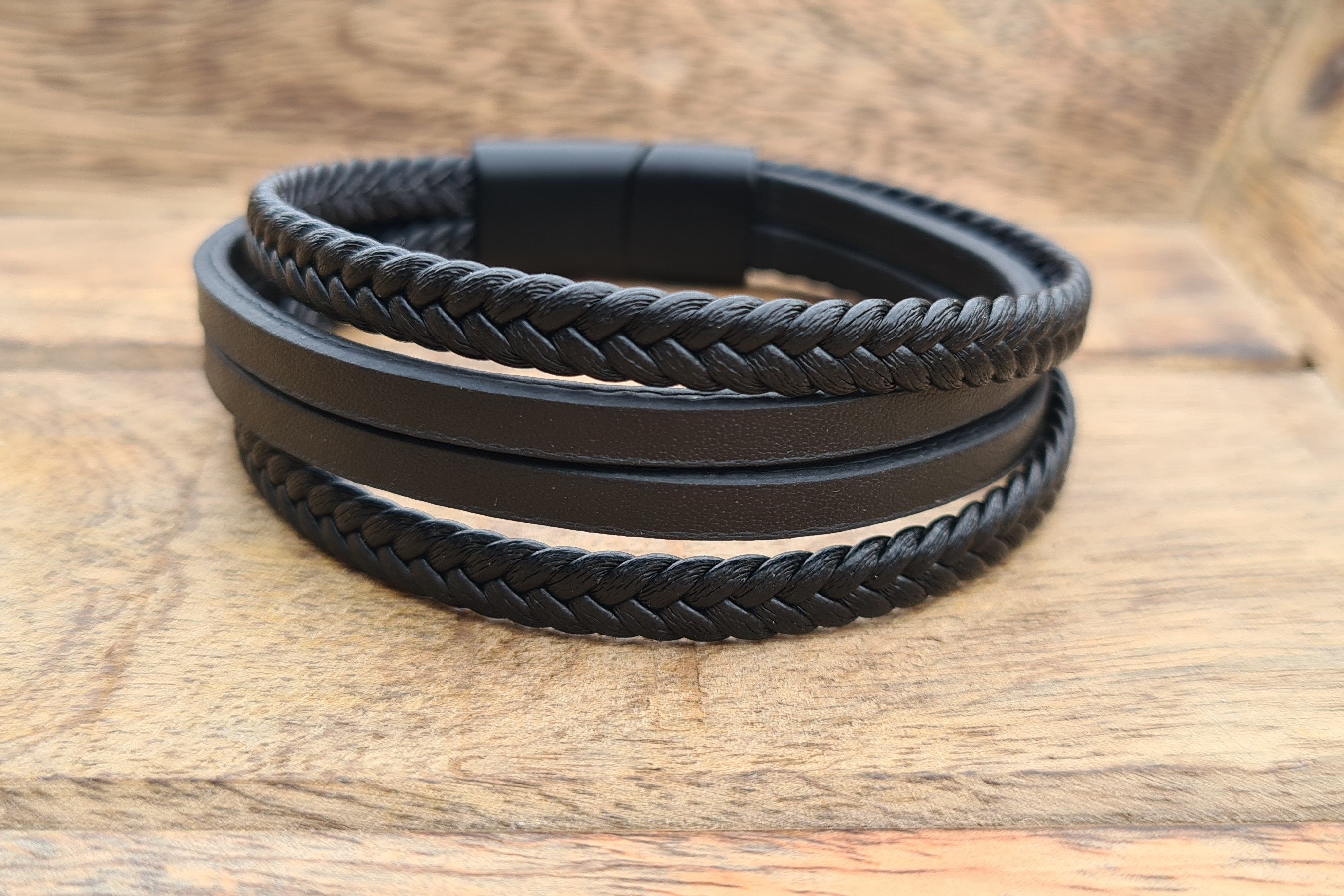 NAHLE Lederarmband Herren Damen Leder Armband (1-tlg., inkl. Schmuckbox)