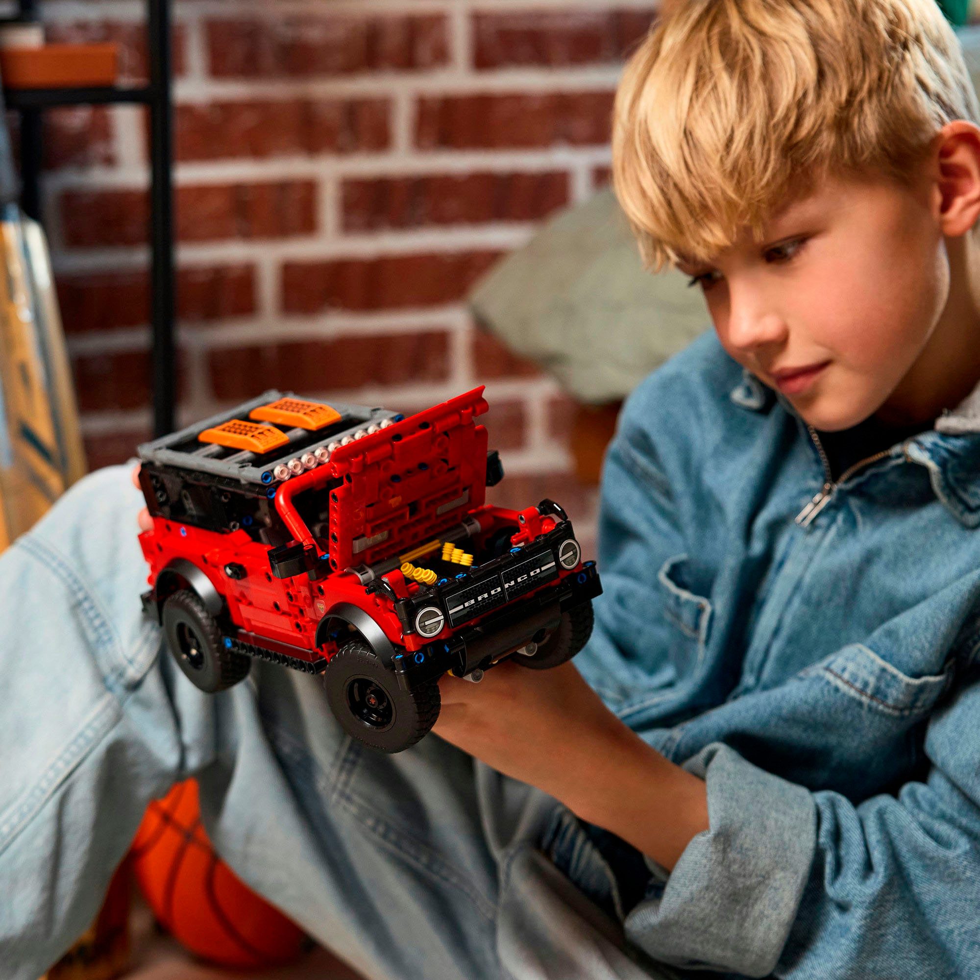 LEGO® Ford Bronco Offroader (42213), LEGO Technic Konstruktionsspielsteine, günstig online kaufen