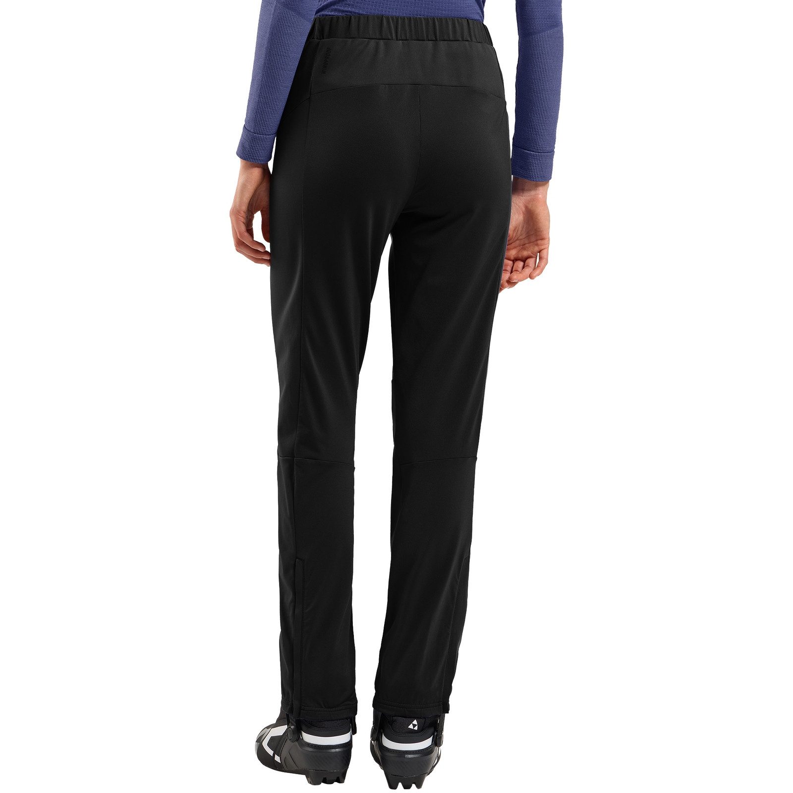 Odlo Softshellhose Essentials Warm mit Stretch-Einsätzen an den Beinrückseiten
