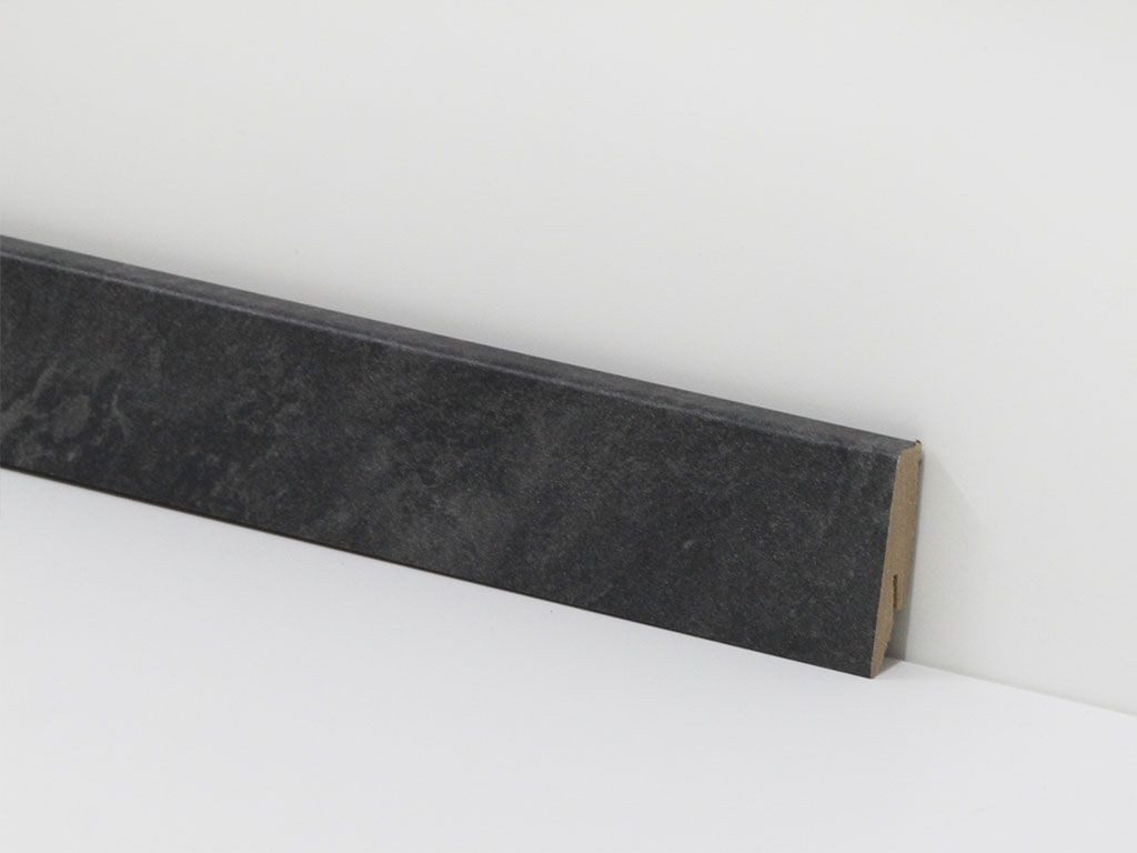 Check Sockelleiste Equipped– passend zu Check – Vinyl, Klickboden & andere Напольные покрытия, 1 Stück – 2400 x 58 x 18 mm, Clip- oder Klebemontage