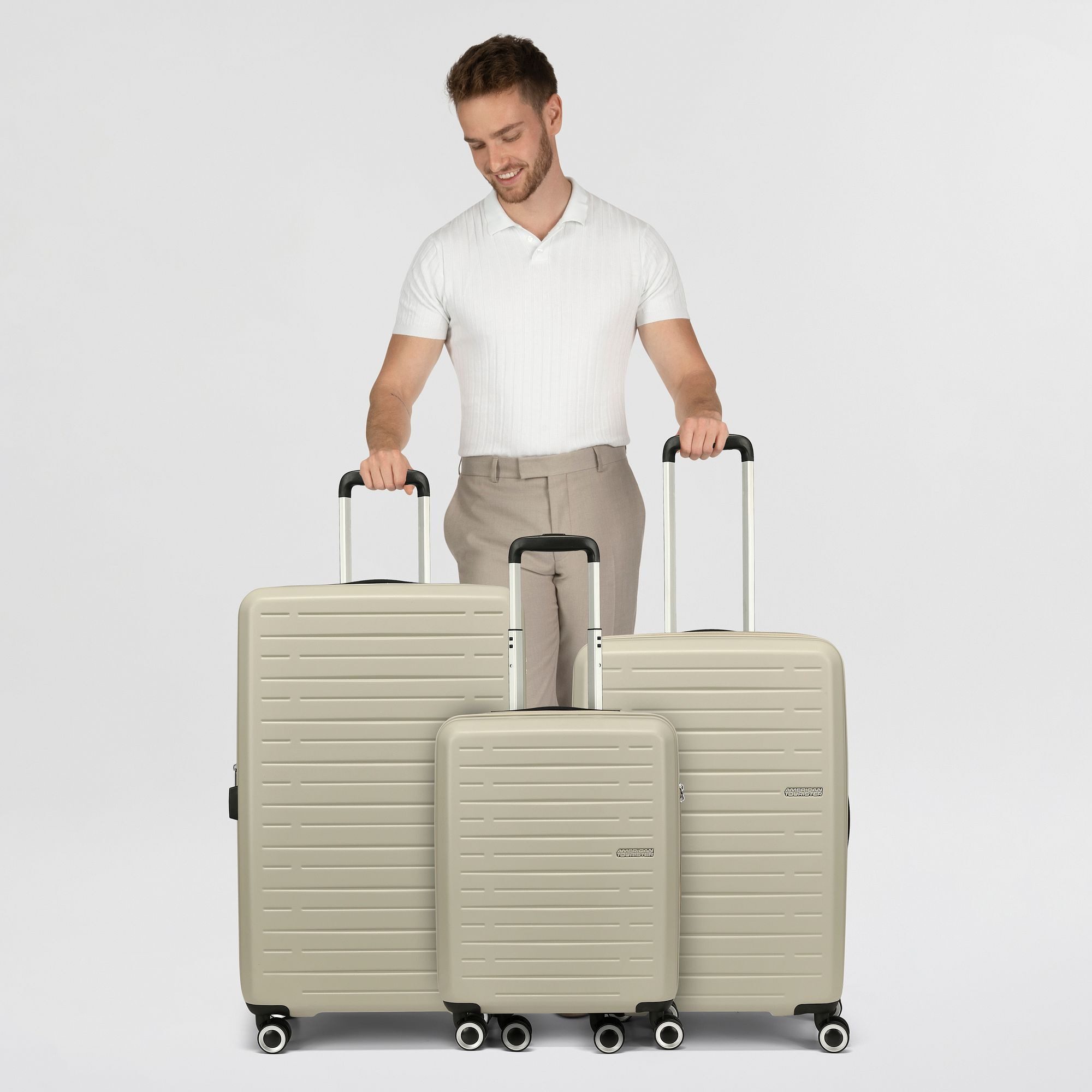 American Tourister® Trolleyset Aerojoy, 4 Rollen, (3-teilig, 3 tlg), ABS