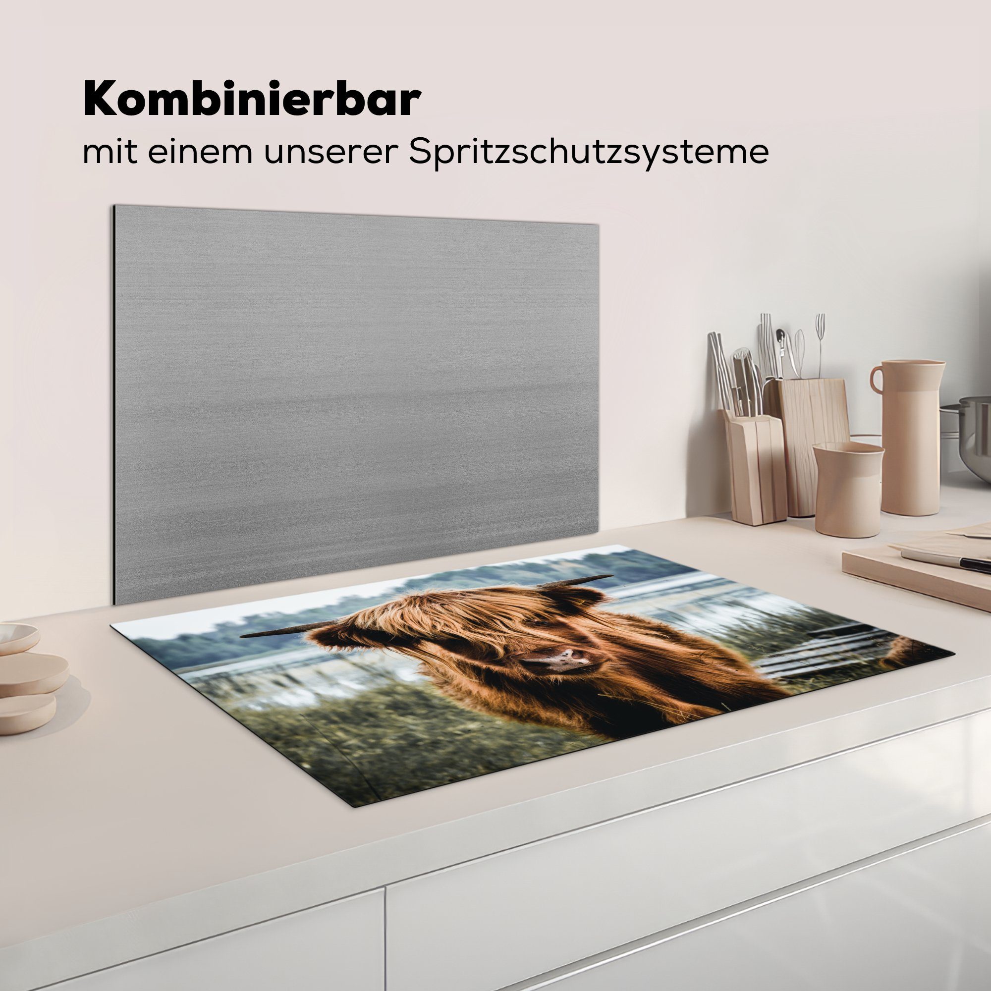 MuchoWow 81x52 Vinyl, Natur, (1 die für cm, - Kühe Induktionskochfeld Ceranfeldabdeckung Schottische - Braun Herdblende-/Abdeckplatte Schutz Hochlandbewohner küche, - tlg),