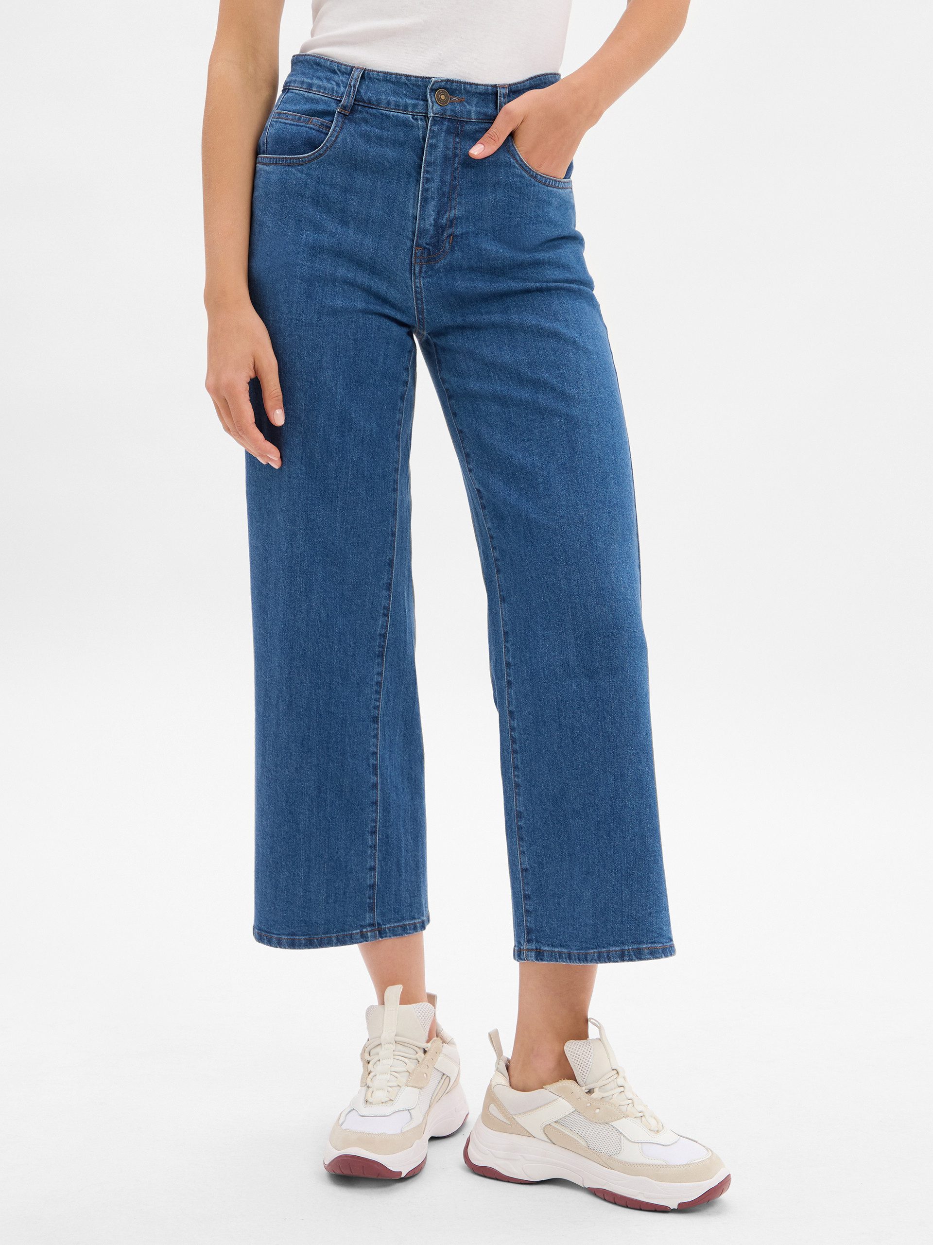 Marie Lund Schlagjeans