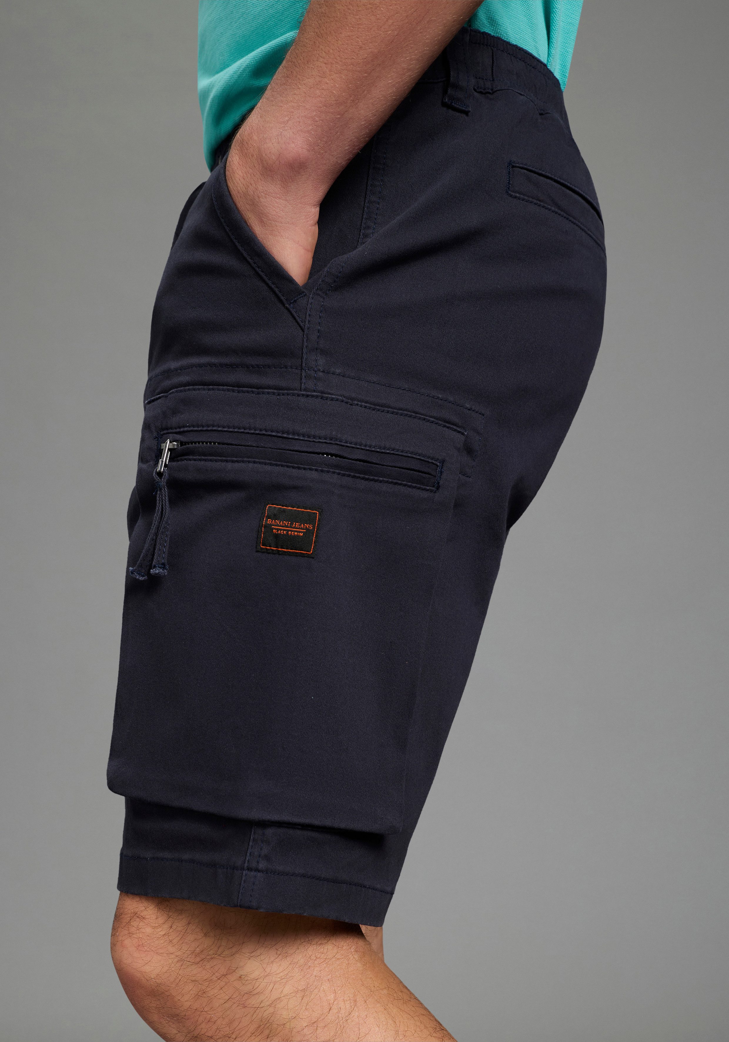 Bruno Banani Cargoshorts Dehnbund Cargohose mit geradem Bein, mit Bindeband am Bund
