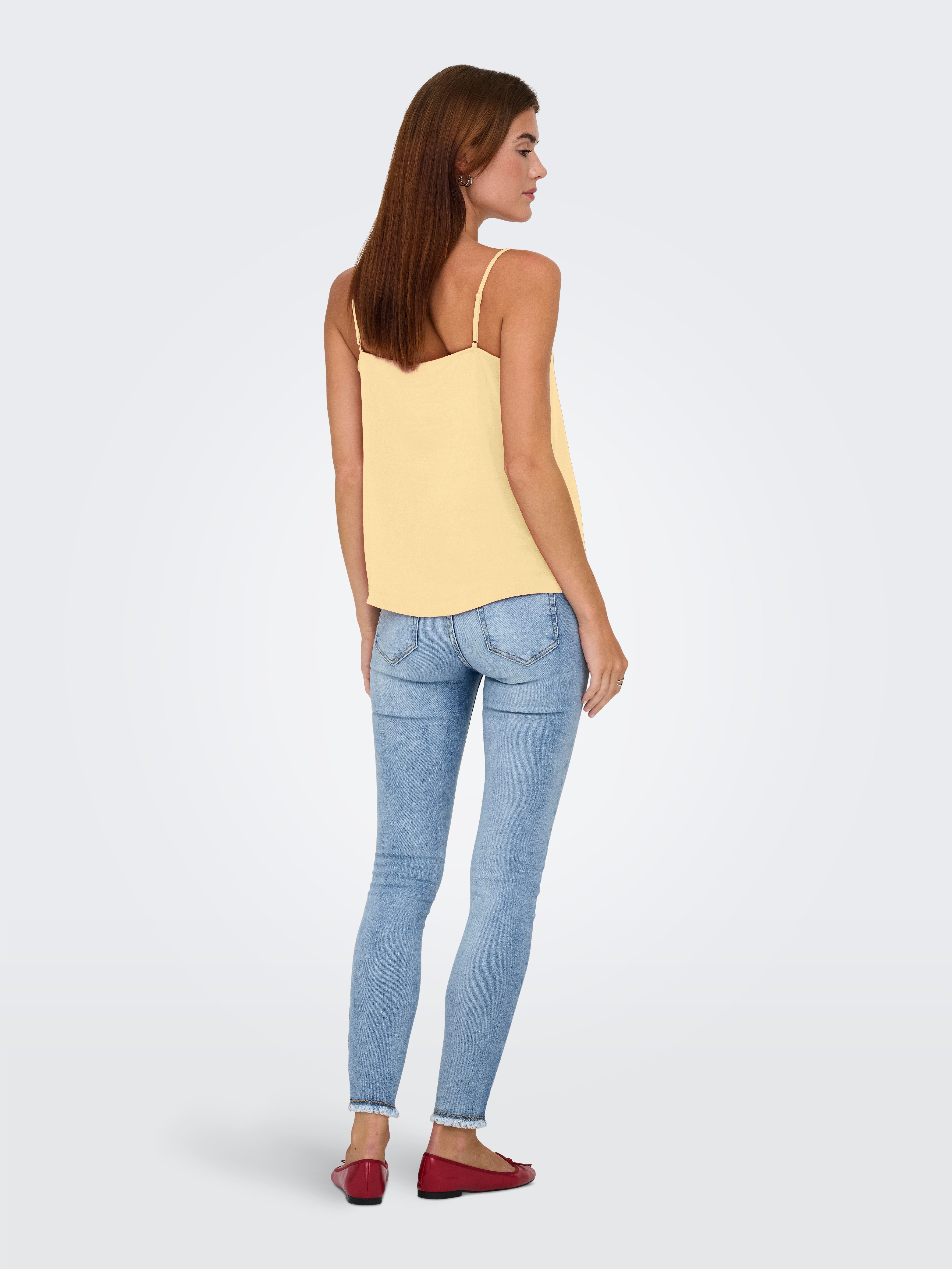 ONLY Spaghettitop ONLDEBBIE – Singlet mit geschwungener Ausschnittkante unifarben, feminin, tailliert, Polyester, Spaghettiträger