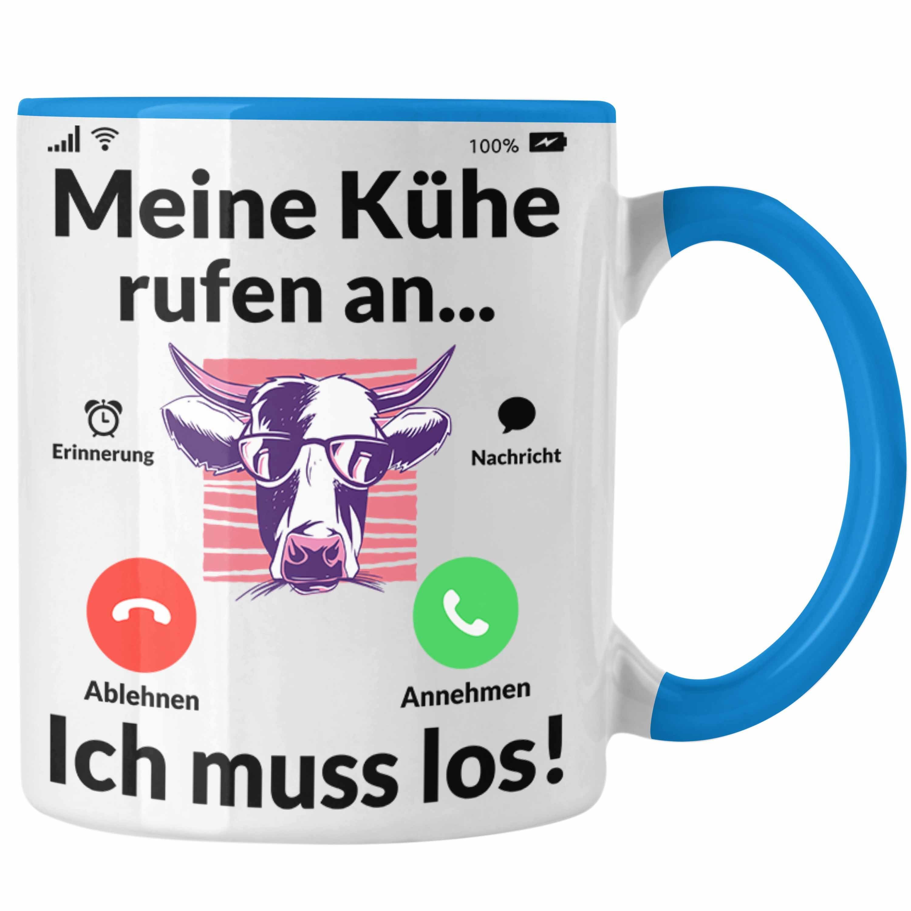 Meine - Trendation An Geschenk Tasse Landwirtin Rufen Bauer blau Landwirt Geschenkidee Tasse Kühe Grafik Kuh Trendation