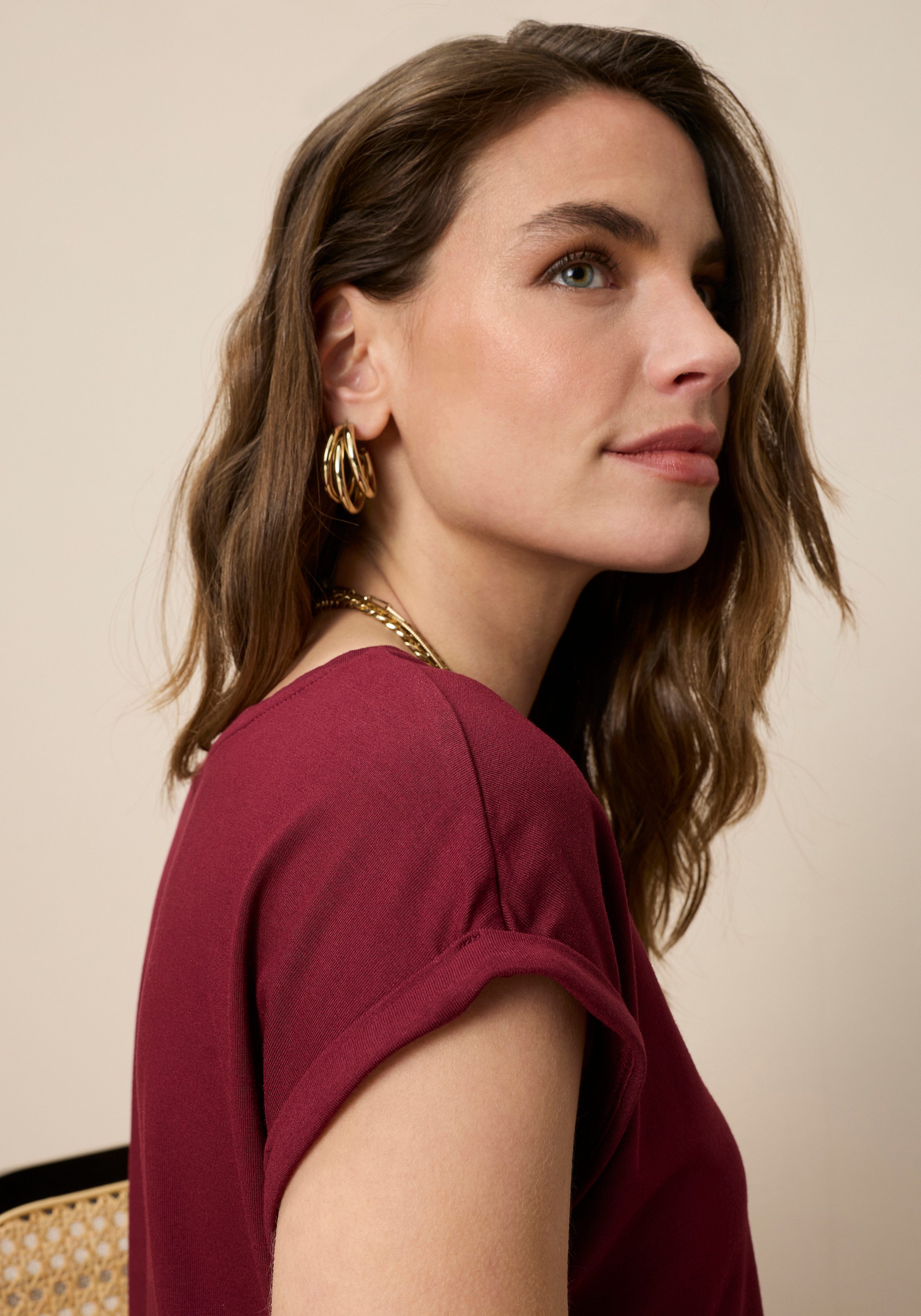 Tamaris T-Shirt Regular Fit, mit überlappenden Schultern, Kurzarm mit Aufschlag