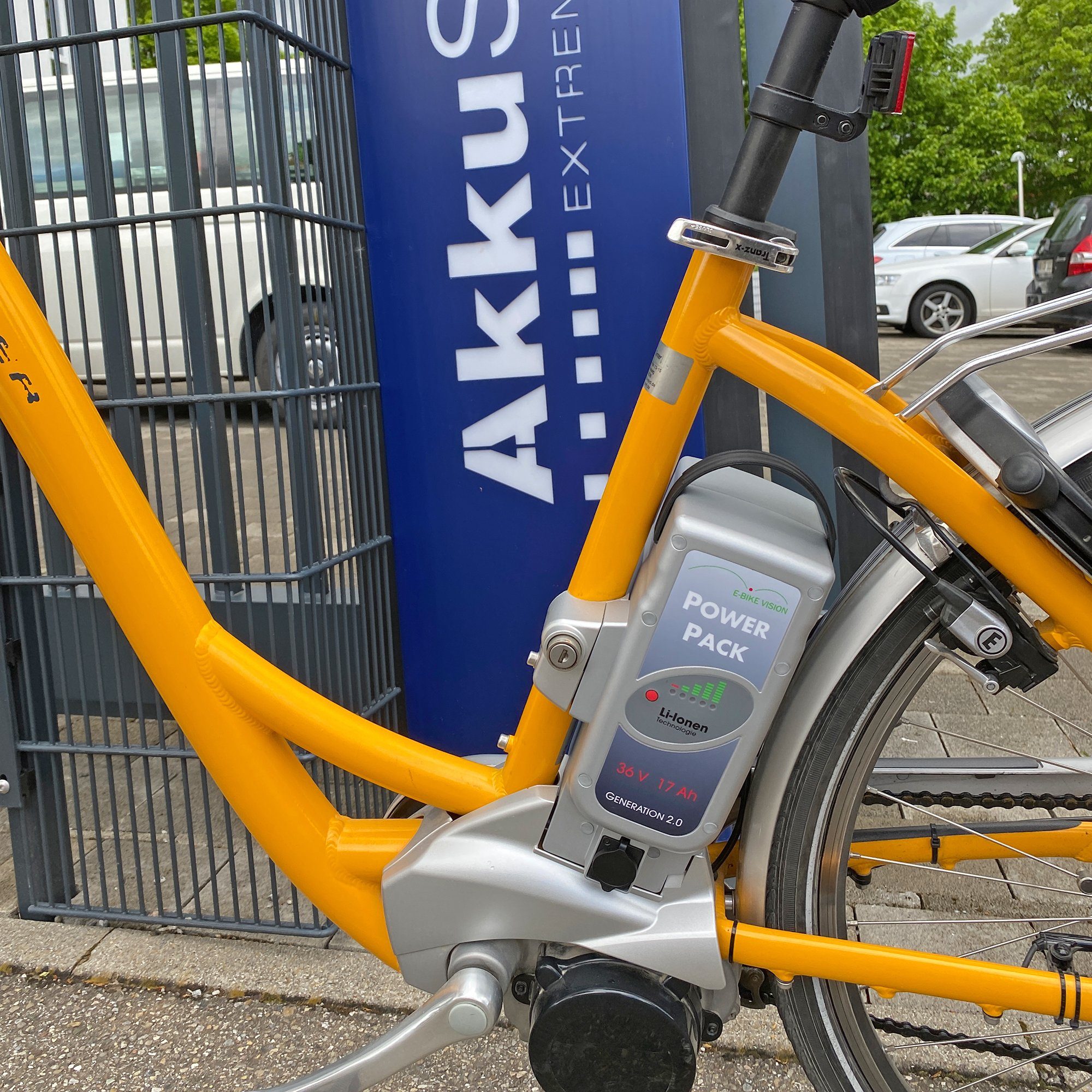 E-Bike Vision E-Bike Akku inklusive Ladegerät passend für Flyer Deluxe 36V NKY352B2 Akku 17000 mAh (36,0 V)